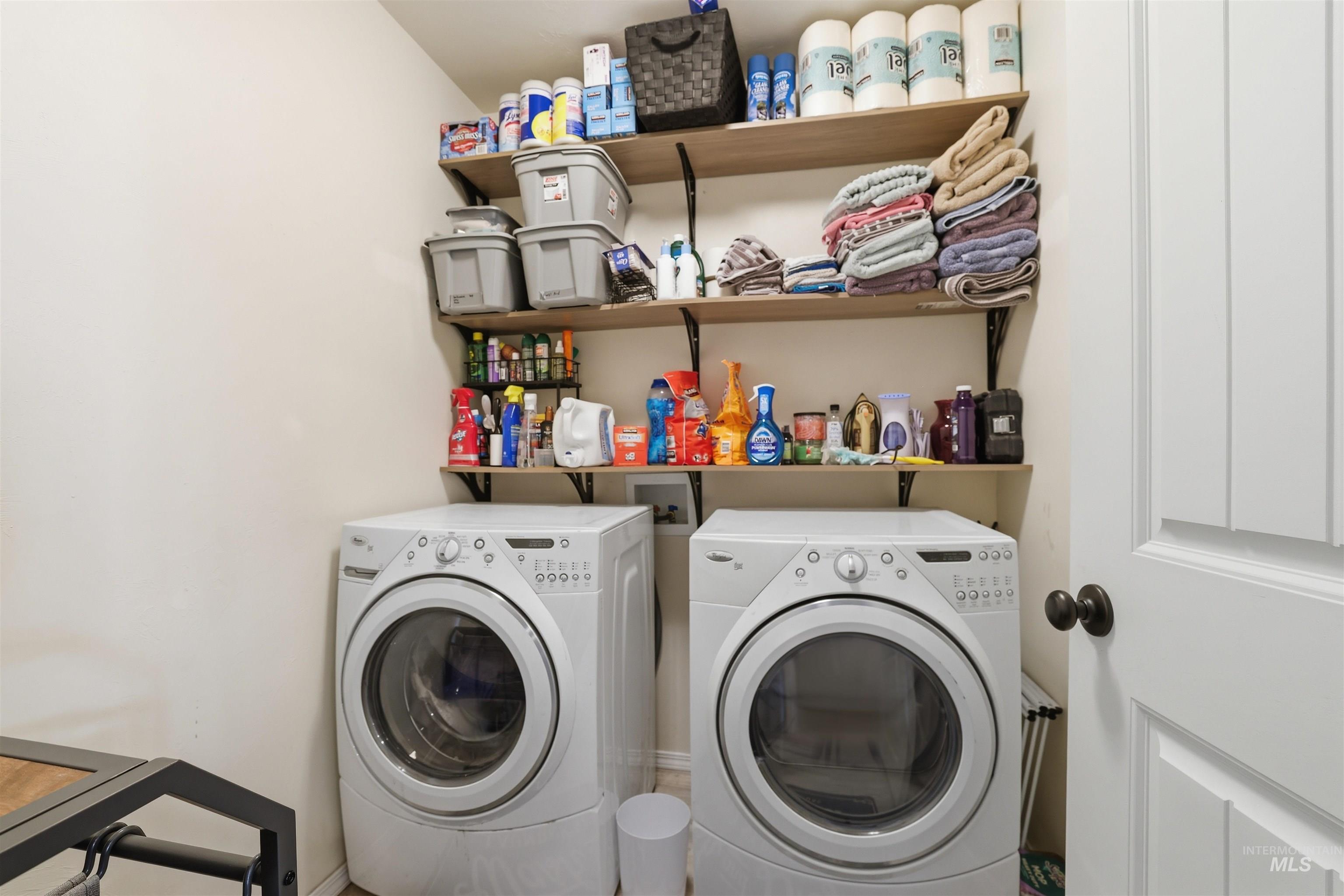 1008 S Date St., Jerome, Idaho 83338, 3 Bedrooms, 2 Bathrooms, Residential For Sale, Price $339,999, 98979836