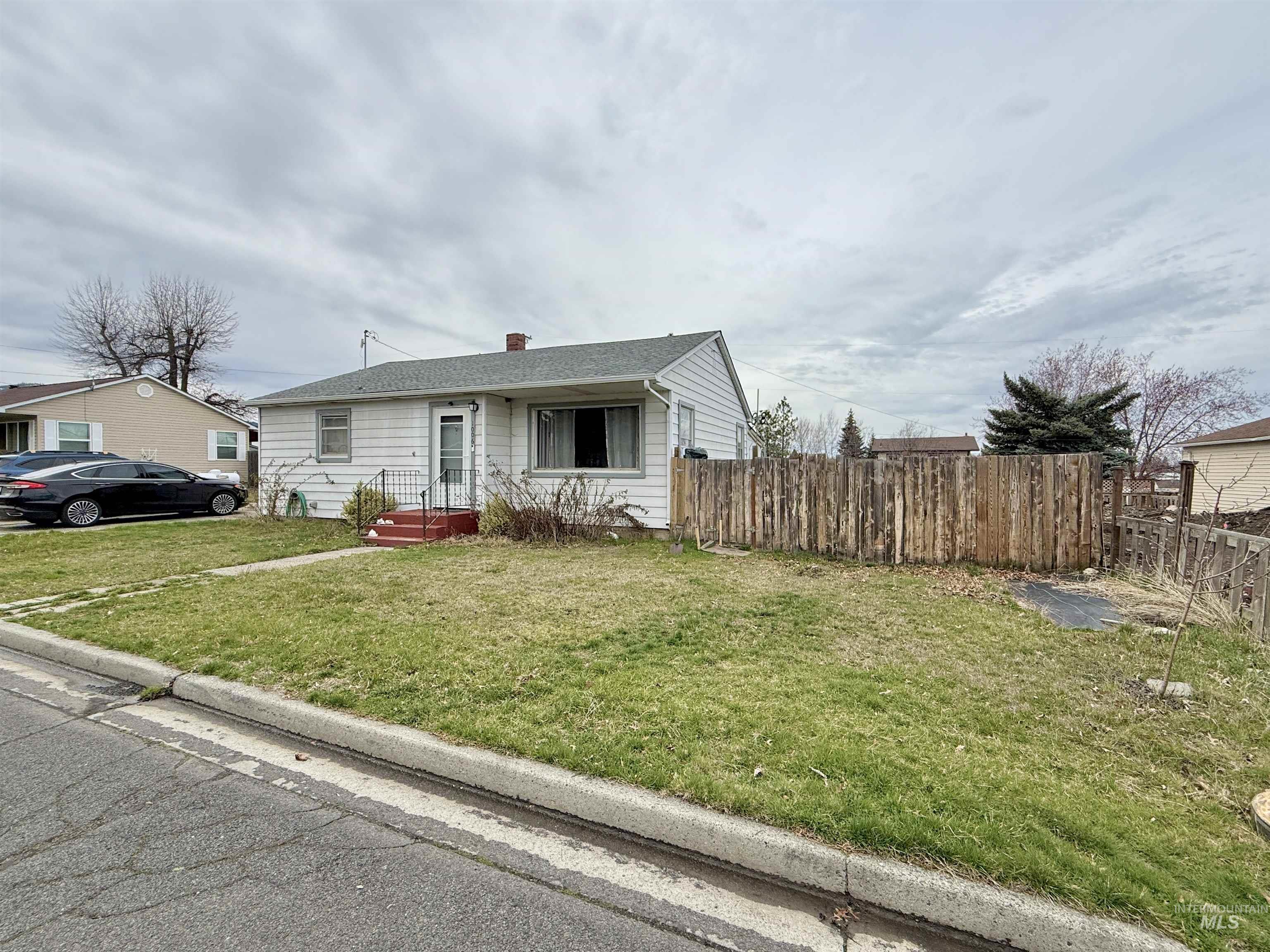 1006 Scott St., Grangeville, Idaho 83530, 3 Bedrooms, 1 Bathroom, Residential For Sale, Price $237,000, 98979837