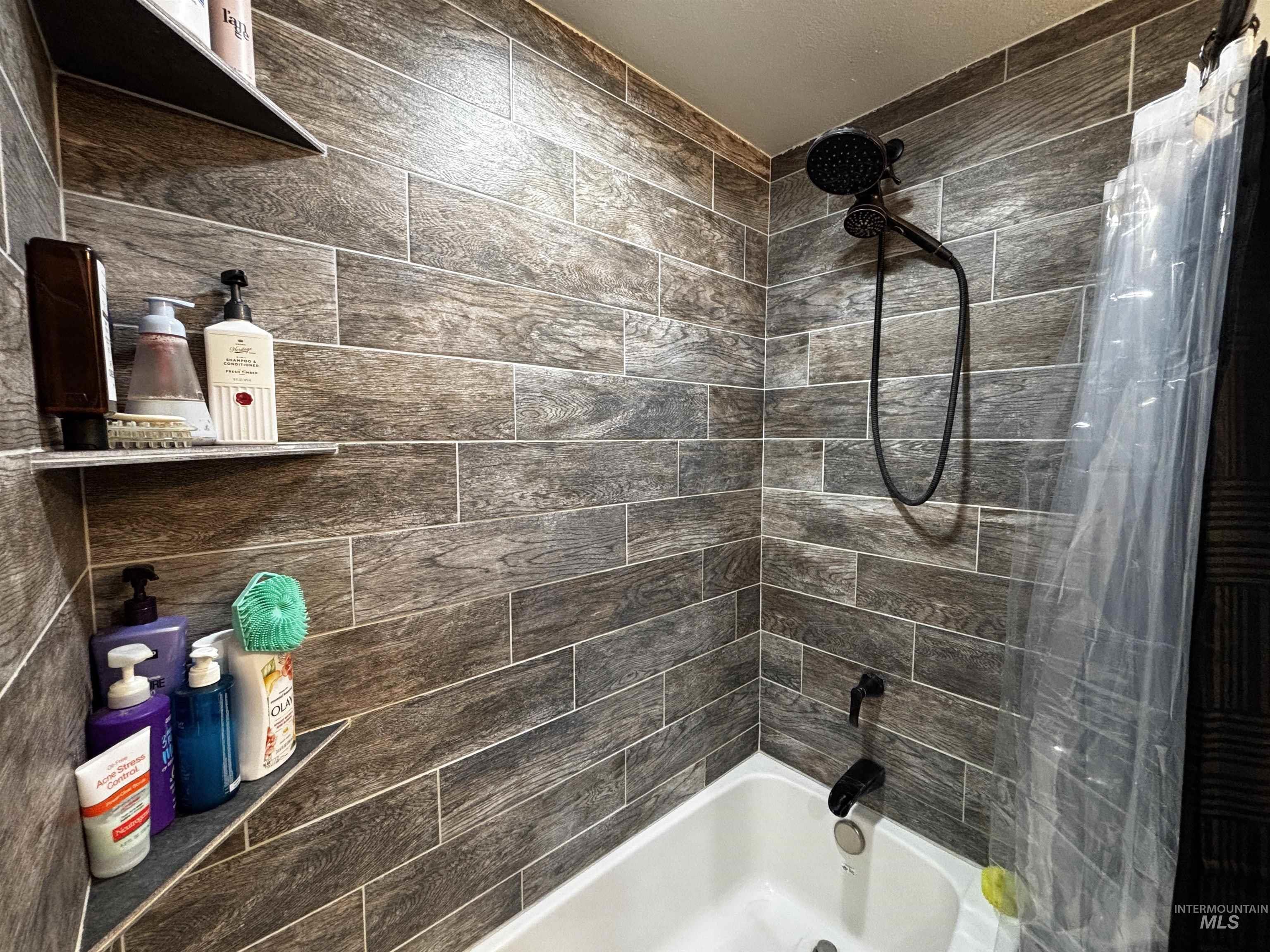 2217 E 4000 N, Filer, Idaho 83328, 4 Bedrooms, 2 Bathrooms, Residential For Sale, Price $345,000, 98979843