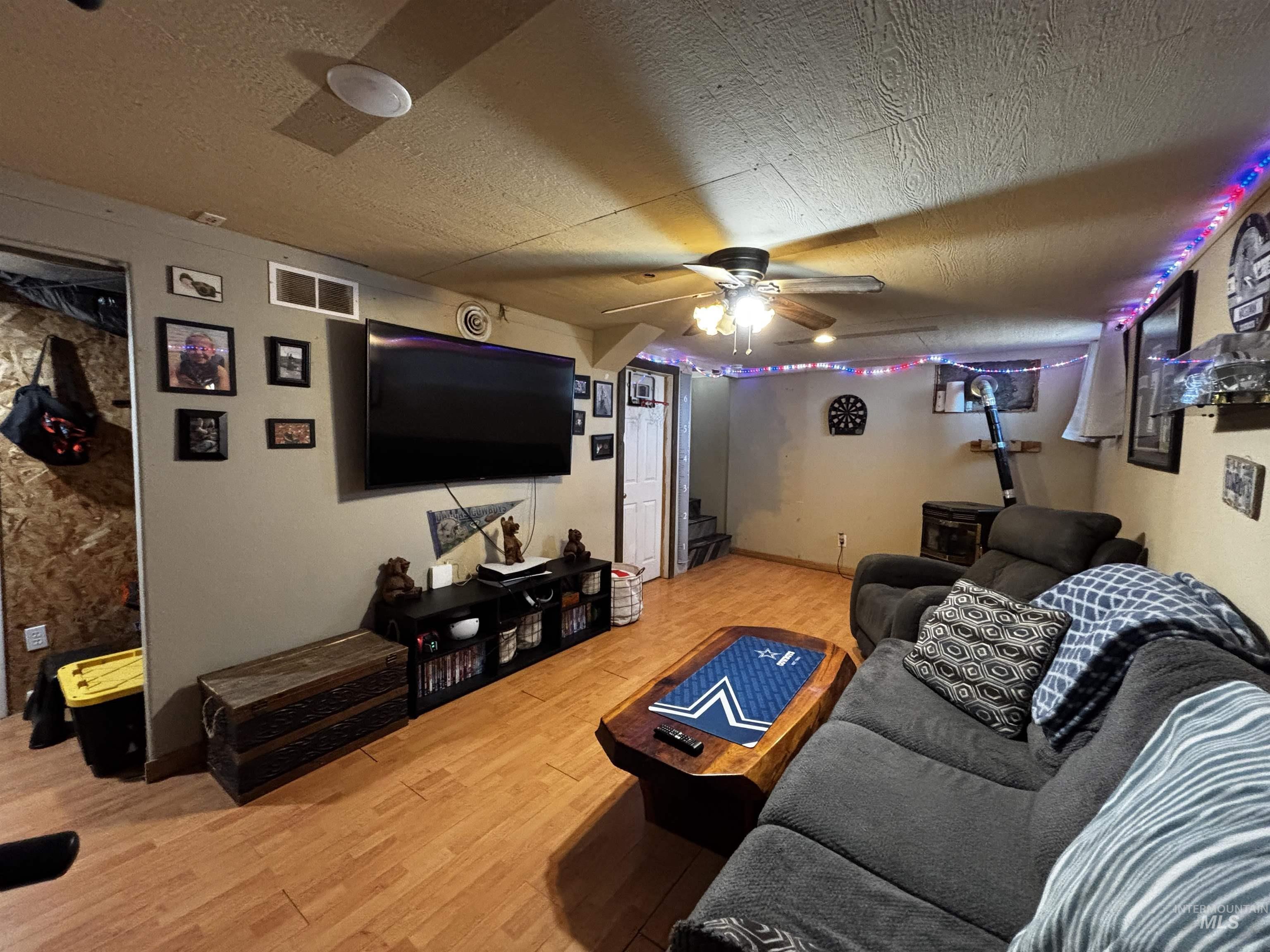 2217 E 4000 N, Filer, Idaho 83328, 4 Bedrooms, 2 Bathrooms, Residential For Sale, Price $345,000, 98979843