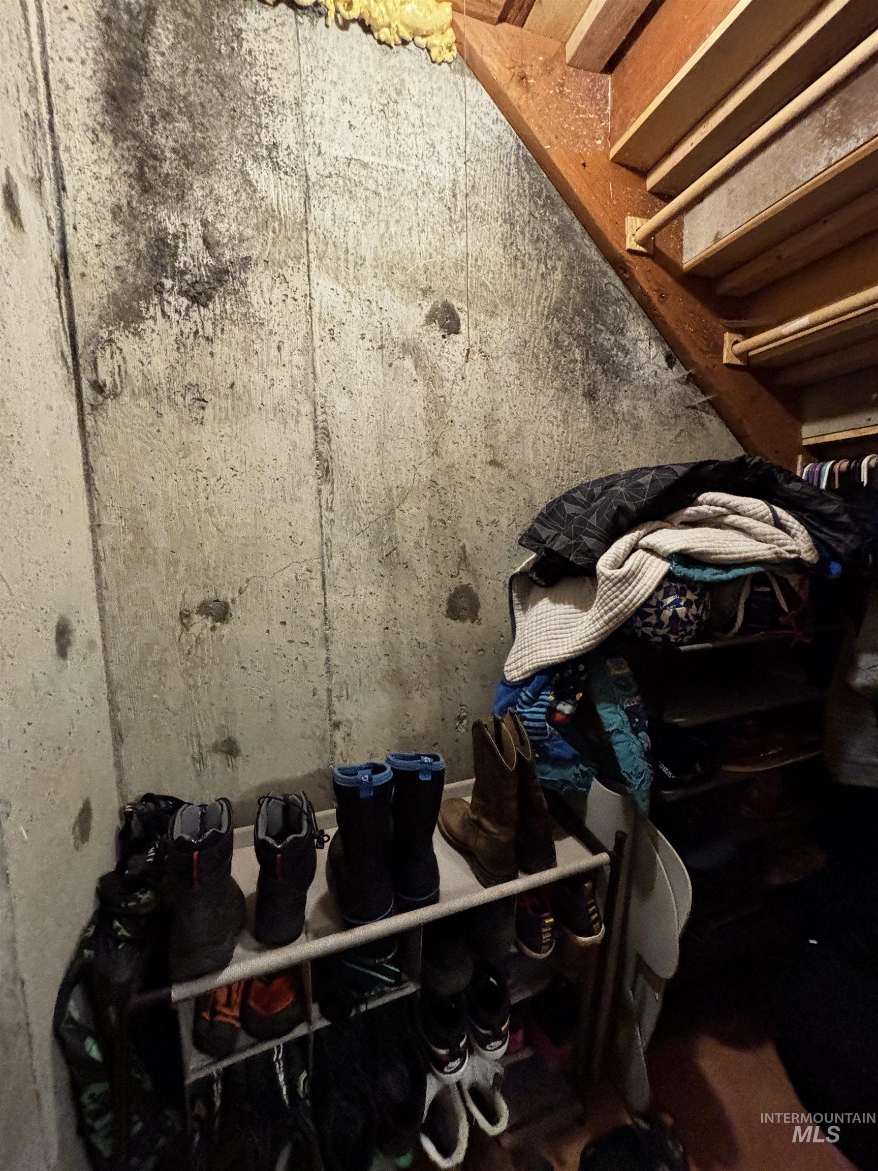 2217 E 4000 N, Filer, Idaho 83328, 4 Bedrooms, 2 Bathrooms, Residential For Sale, Price $345,000, 98979843