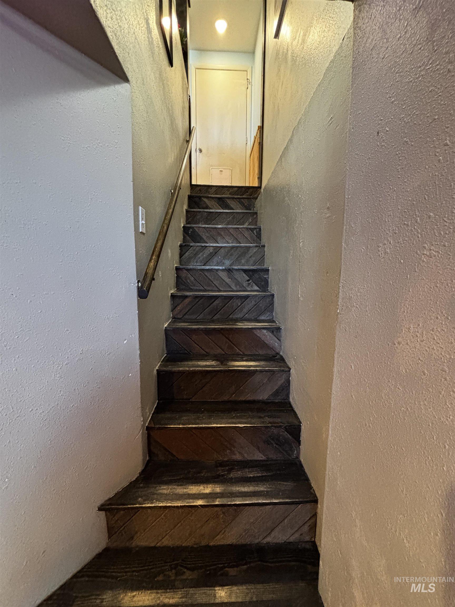 2217 E 4000 N, Filer, Idaho 83328, 4 Bedrooms, 2 Bathrooms, Residential For Sale, Price $345,000, 98979843