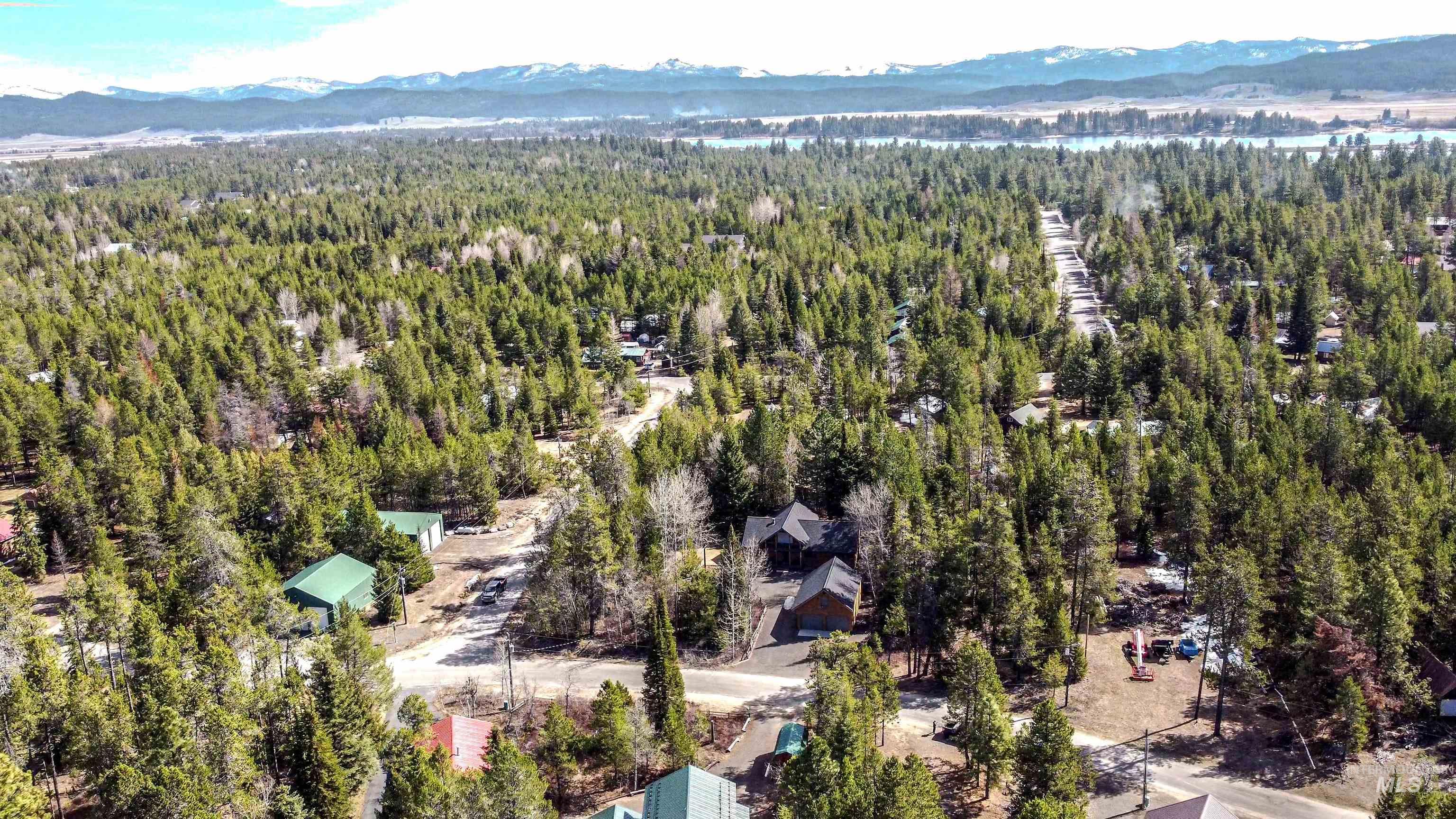 12712 Hereford, Donnelly, Idaho 83615, 3 Bedrooms, 2 Bathrooms, Residential For Sale, Price $895,000,MLS 98979844