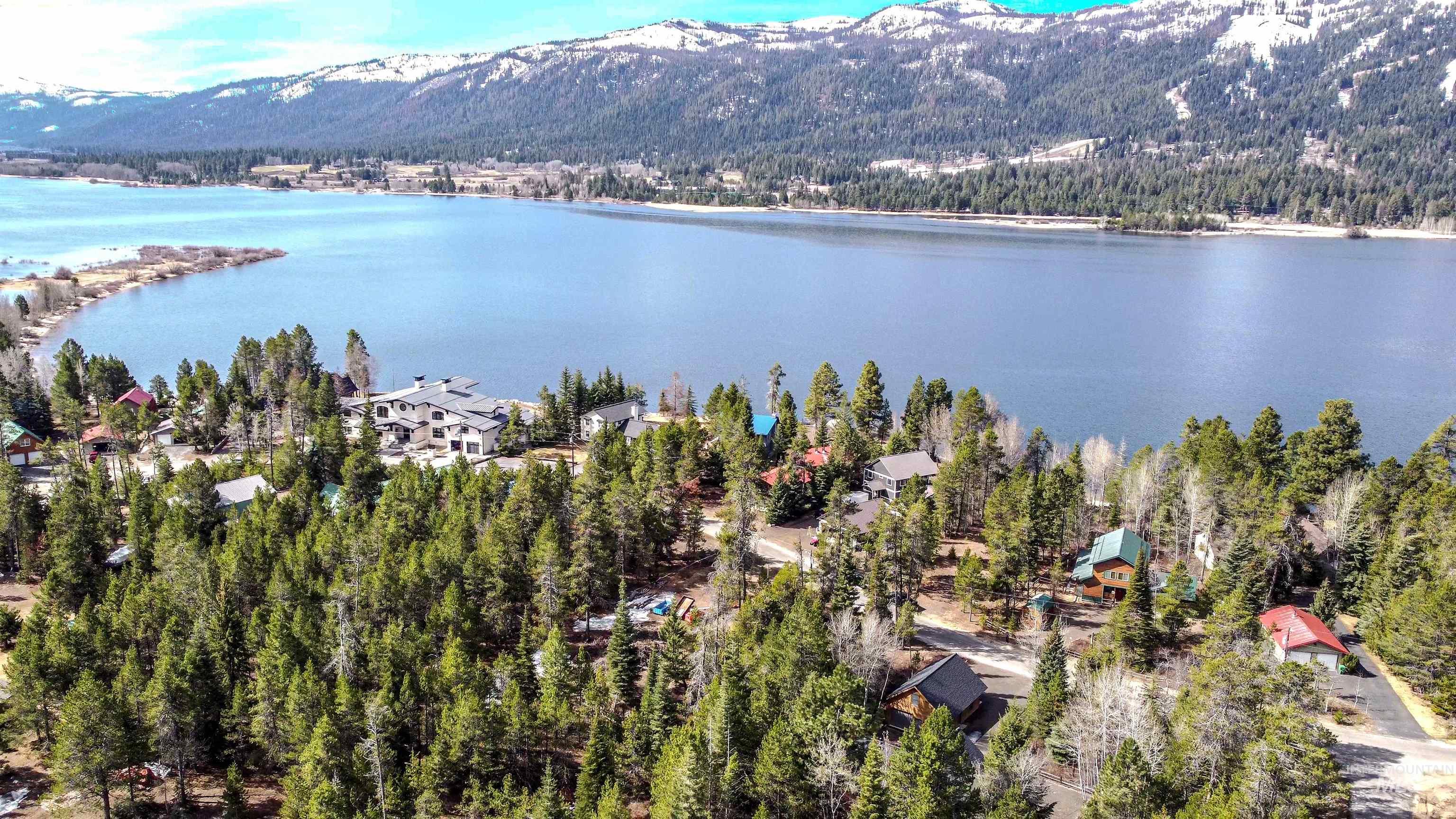 12712 Hereford, Donnelly, Idaho 83615, 3 Bedrooms, 2 Bathrooms, Residential For Sale, Price $895,000,MLS 98979844