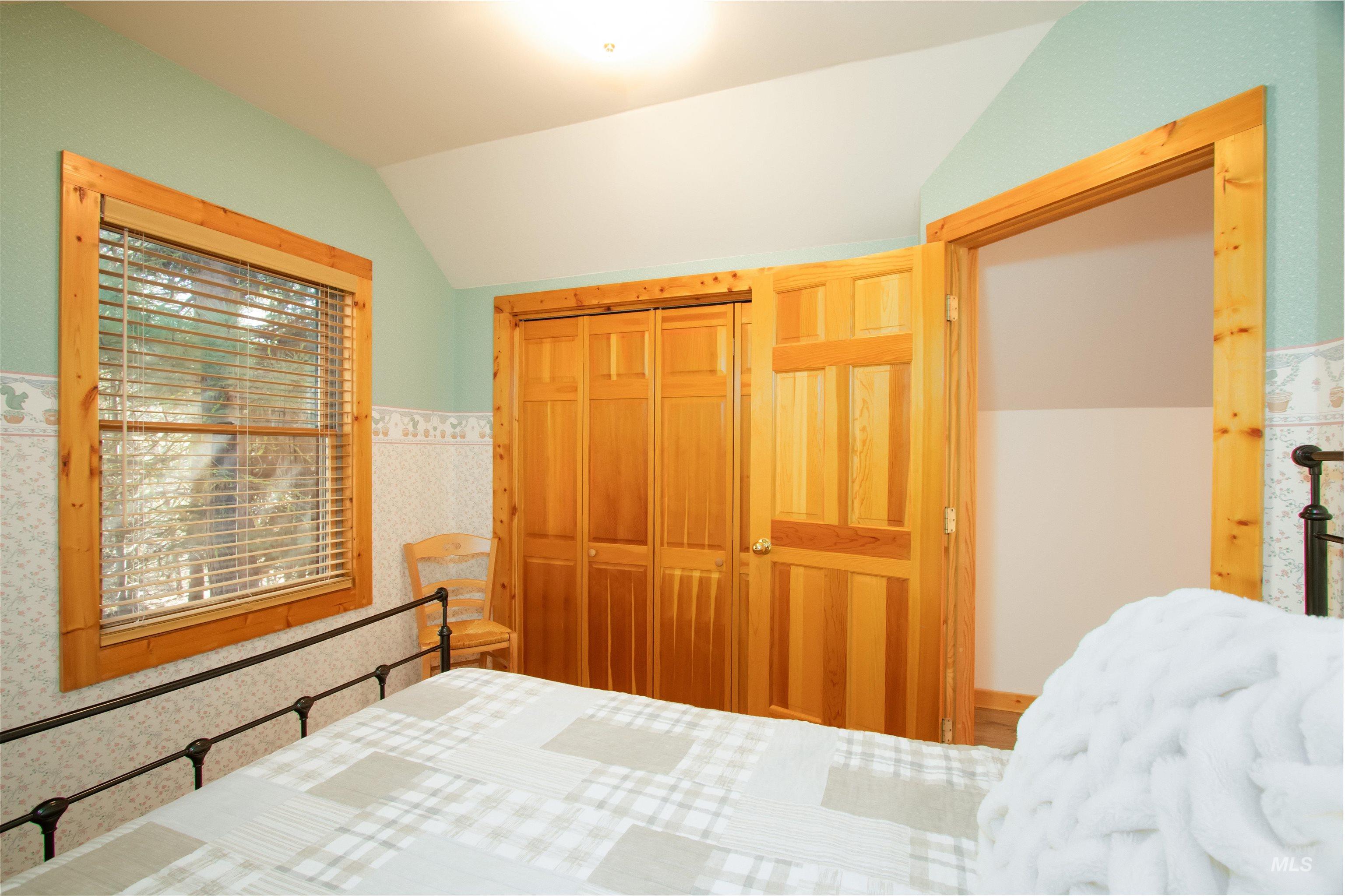 12712 Hereford, Donnelly, Idaho 83615, 3 Bedrooms, 2 Bathrooms, Residential For Sale, Price $895,000,MLS 98979844