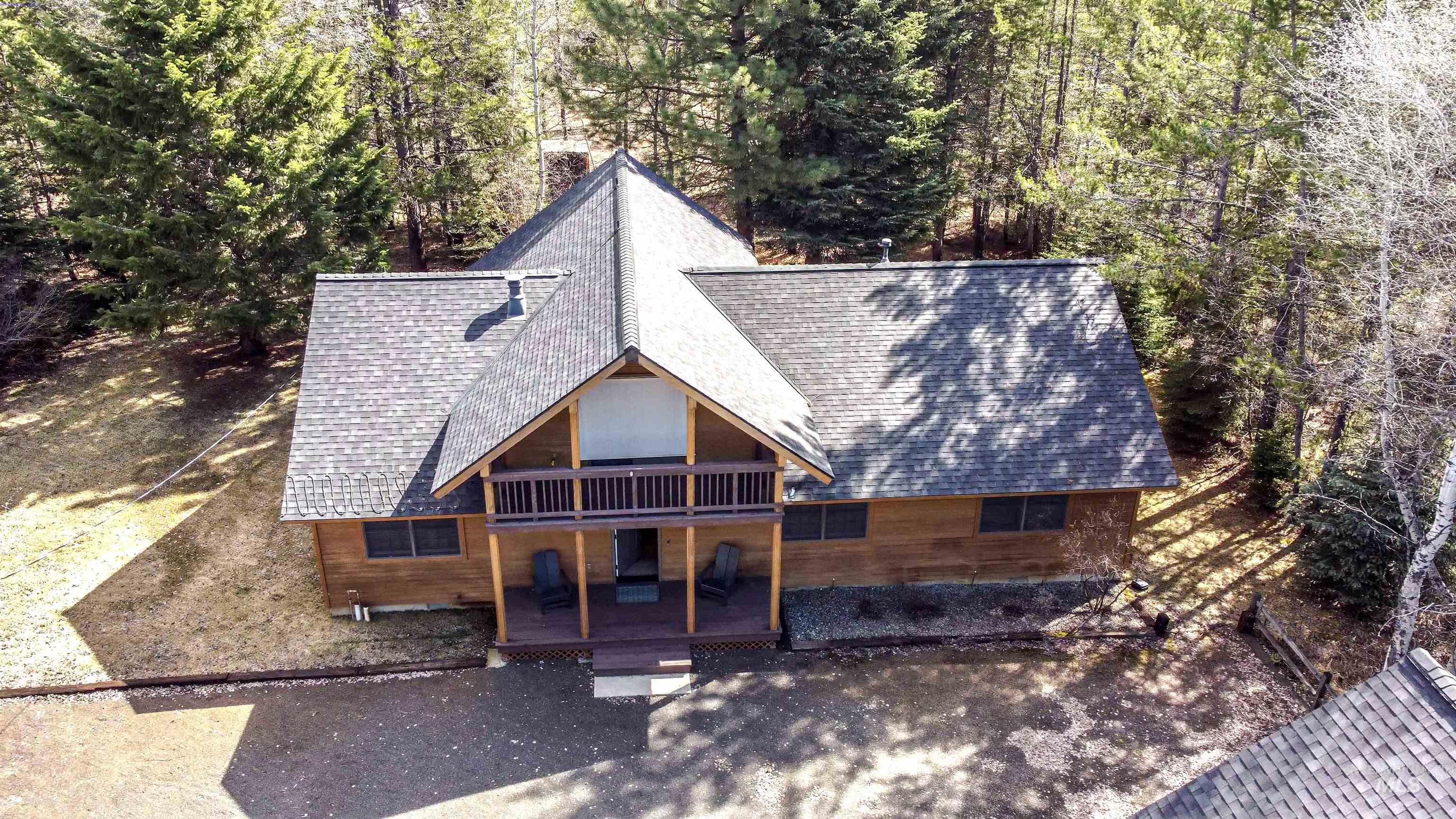 12712 Hereford, Donnelly, Idaho 83615, 3 Bedrooms, 2 Bathrooms, Residential For Sale, Price $895,000,MLS 98979844