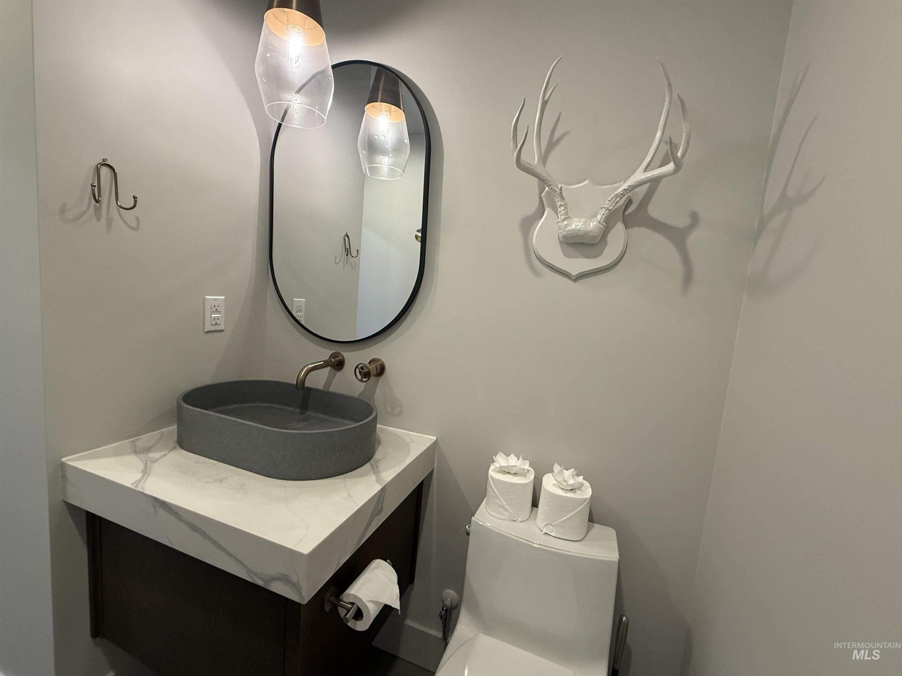 12910 DAWN DR, Donnelly, Idaho 83615, 3 Bedrooms, 2.5 Bathrooms, Residential For Sale, Price $1,200,000,MLS 98979845