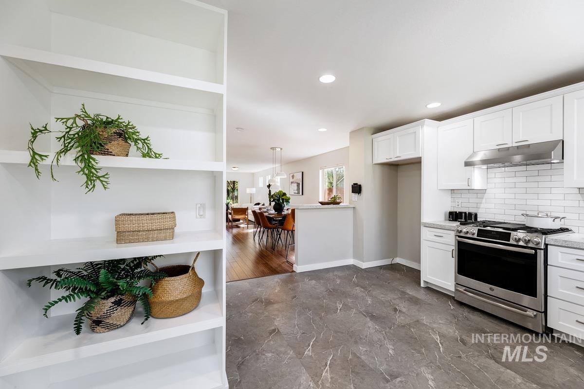 2045 S Gourley St., Boise, Idaho 83705, 2 Bedrooms, 2 Bathrooms, Residential For Sale, Price $439,900,MLS 98979846