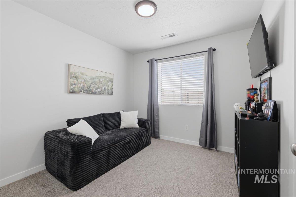 5496 S Desert Cactus Ave, Meridian, Idaho 83642, 3 Bedrooms, 2 Bathrooms, Residential For Sale, Price $389,990, 98979847