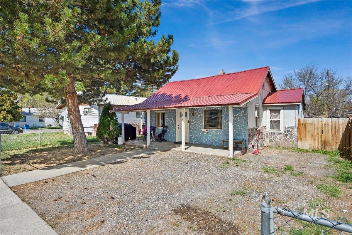 304 E 5th, Jerome, Idaho 83338, 3 Bedrooms, 1 Bathroom, Residential For Sale, Price $245,900, 98979852
