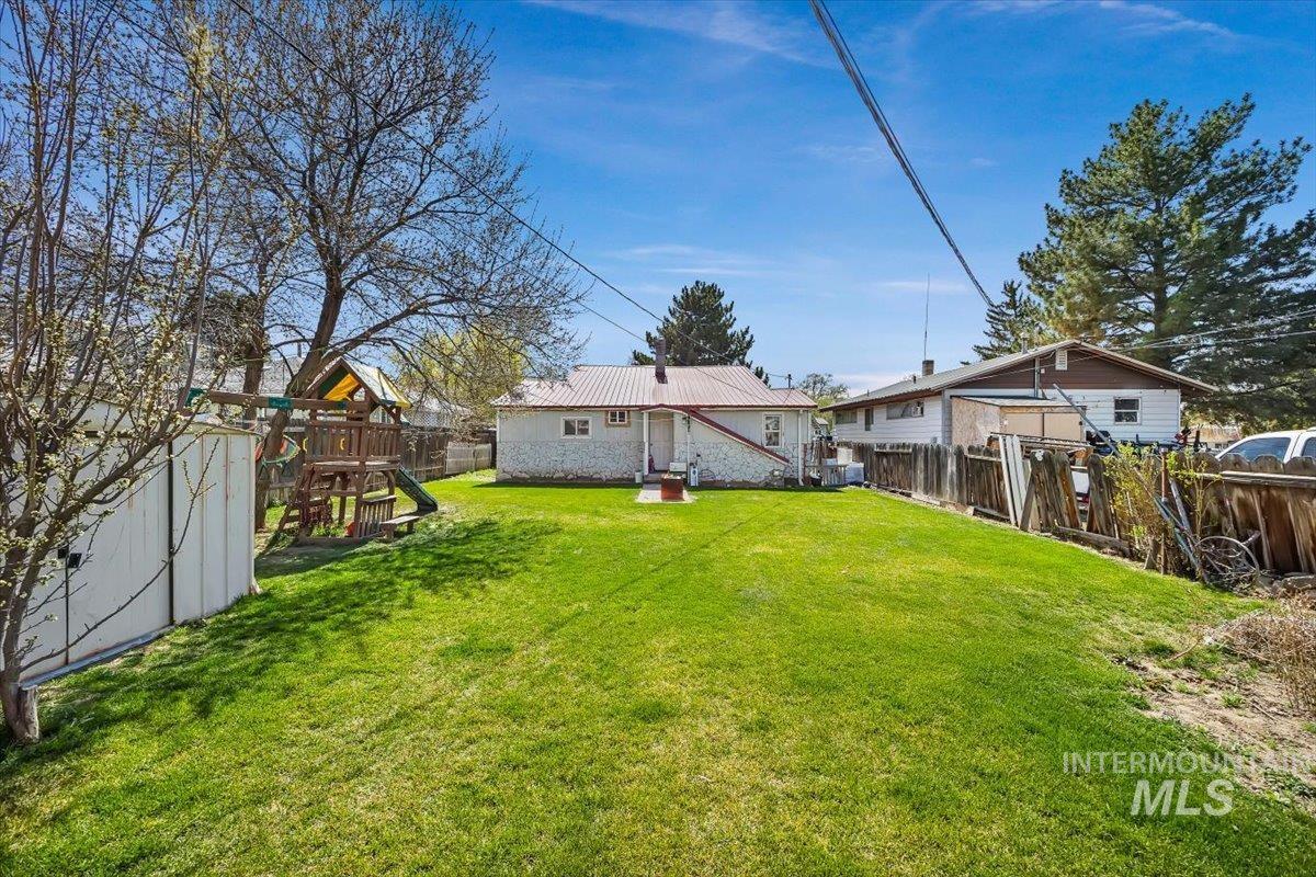 304 E 5th, Jerome, Idaho 83338, 3 Bedrooms, 1 Bathroom, Residential For Sale, Price $245,900, 98979852