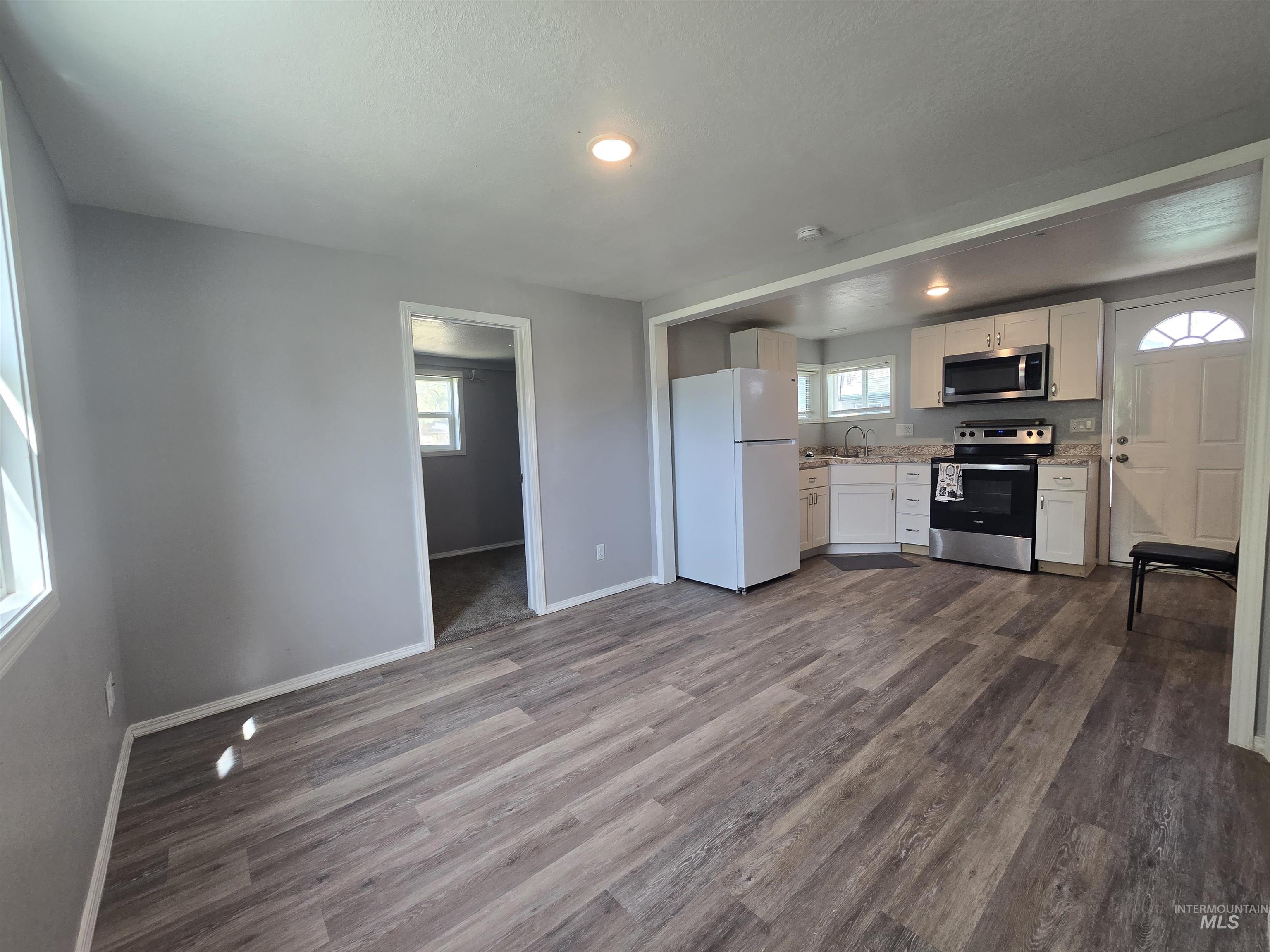 516 W Avenue C, Jerome, Idaho 83338-2510, 2 Bedrooms, 1 Bathroom, Residential For Sale, Price $214,900, 98979854