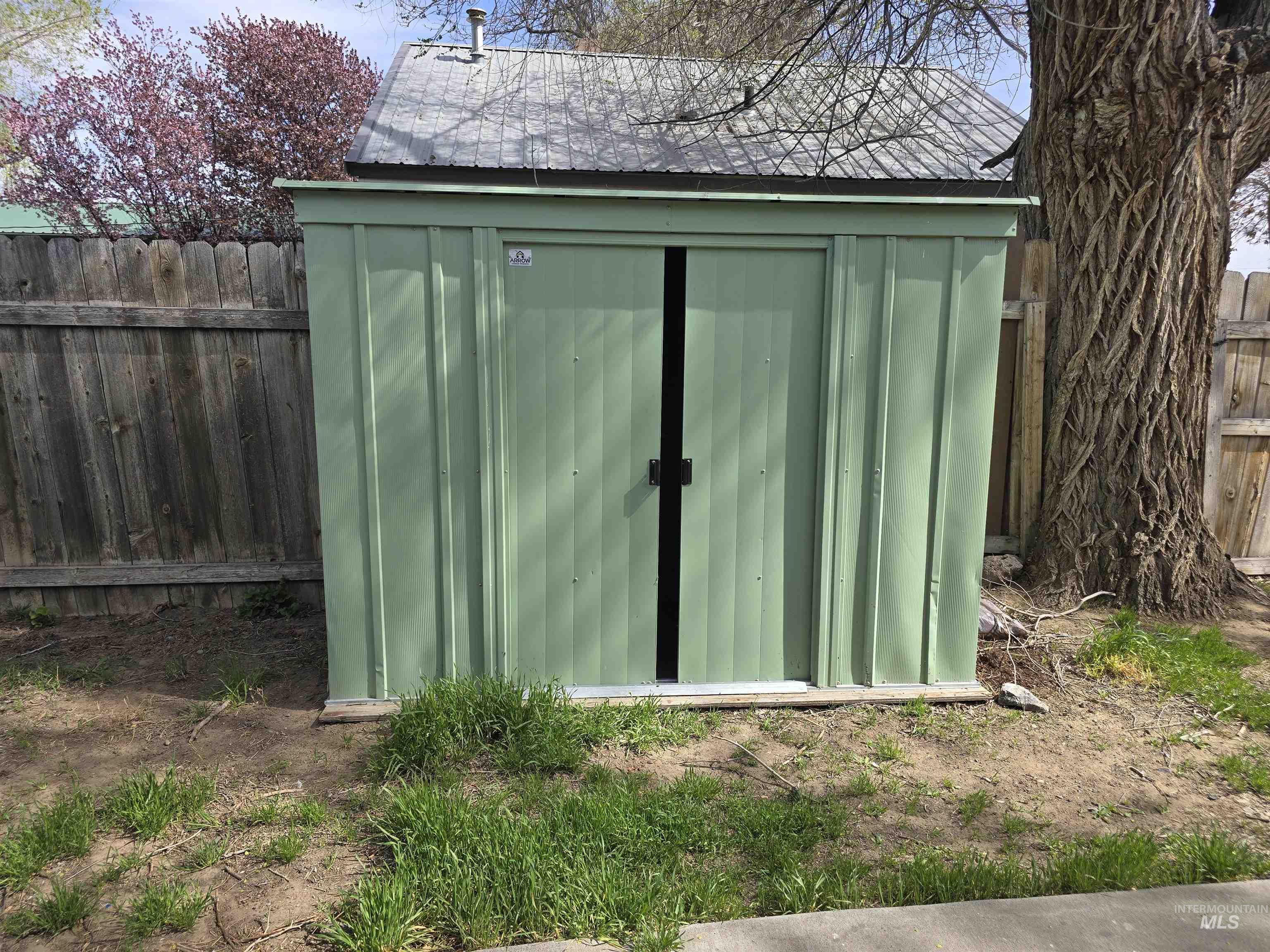 516 W Avenue C, Jerome, Idaho 83338-2510, 2 Bedrooms, 1 Bathroom, Residential For Sale, Price $214,900, 98979854