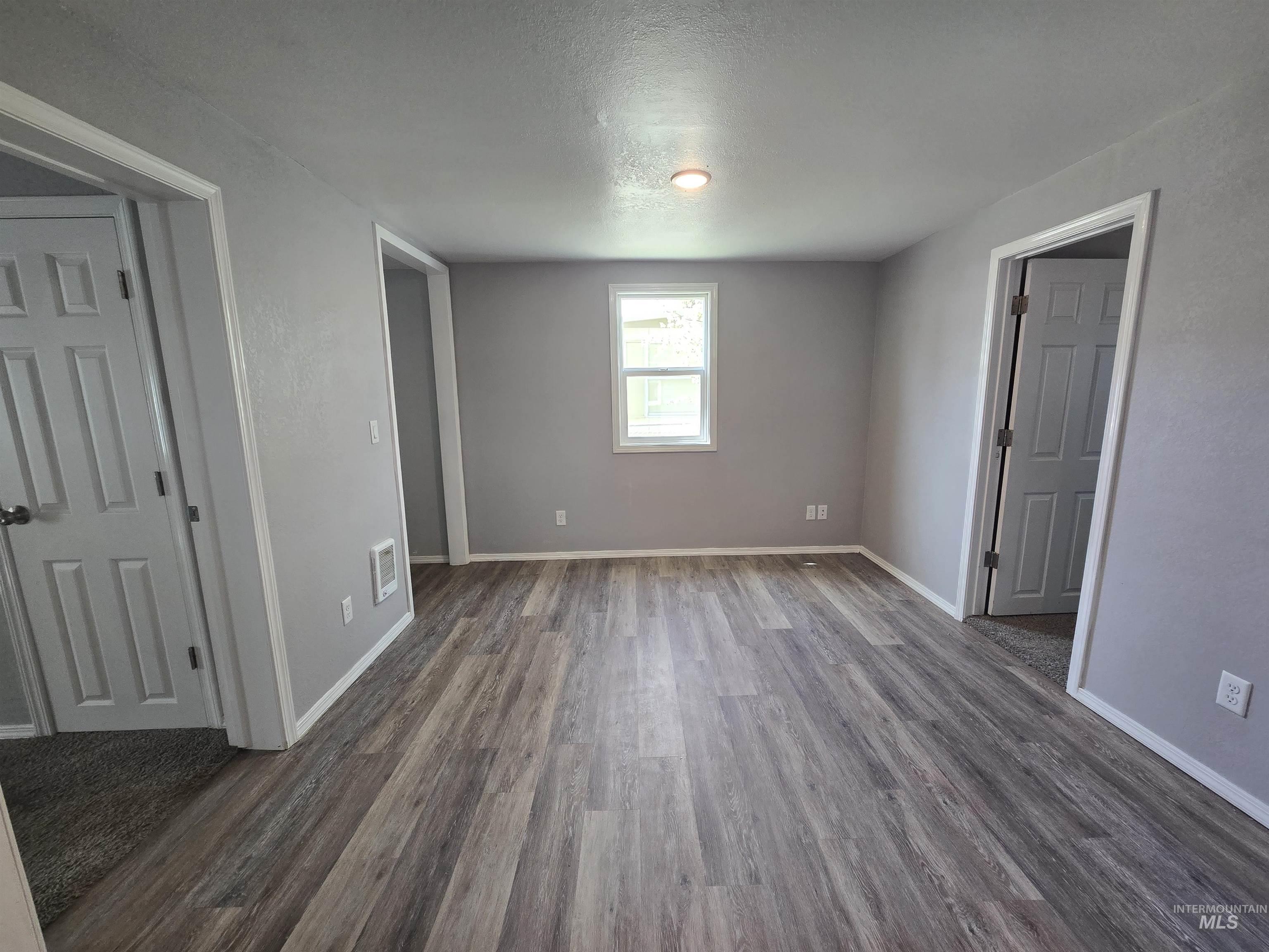 516 W Avenue C, Jerome, Idaho 83338-2510, 2 Bedrooms, 1 Bathroom, Residential For Sale, Price $214,900, 98979854