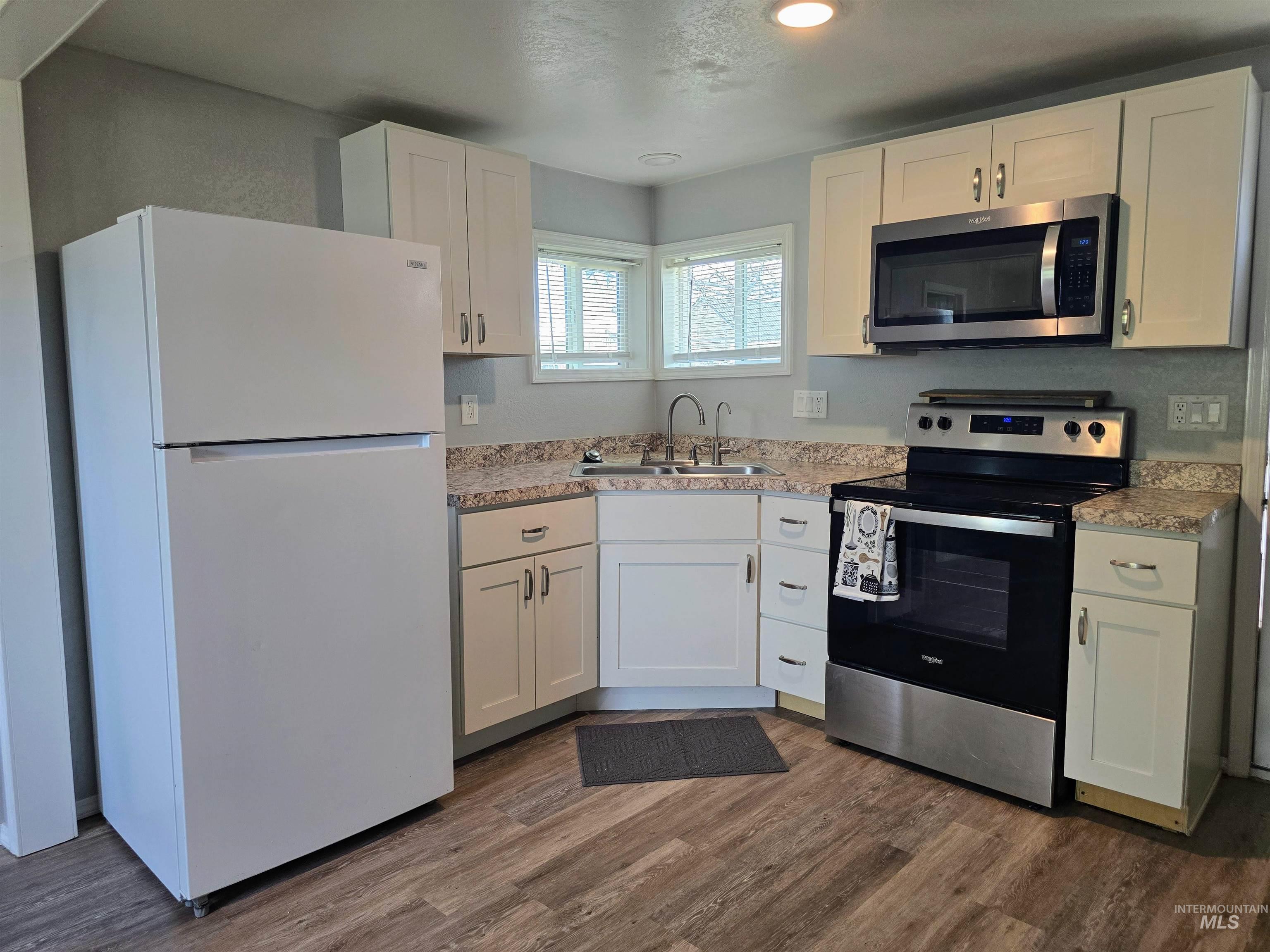 516 W Avenue C, Jerome, Idaho 83338-2510, 2 Bedrooms, 1 Bathroom, Residential For Sale, Price $214,900, 98979854