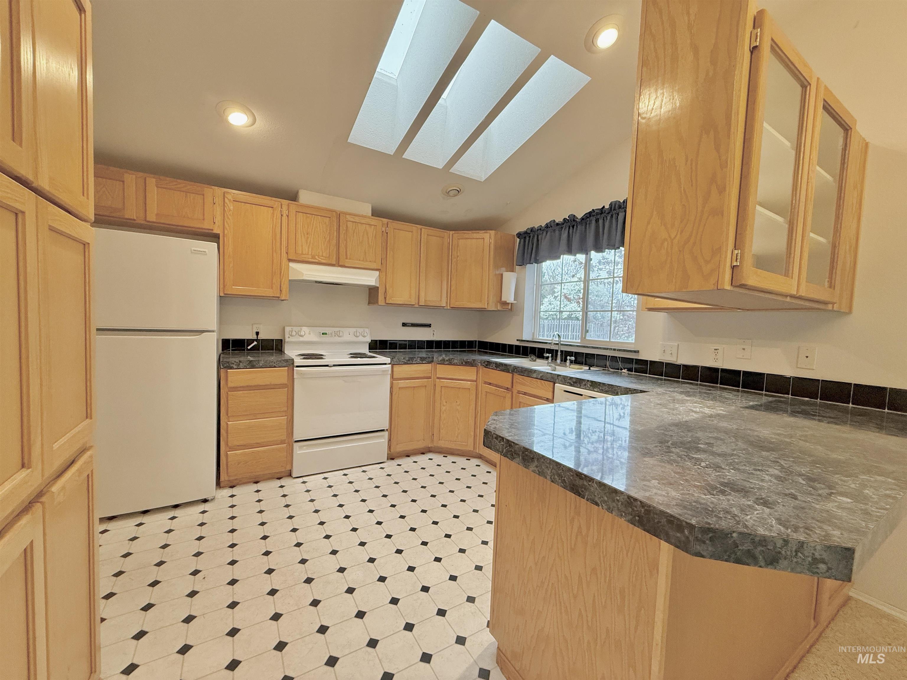 1228 Powers Ave, Lewiston, Idaho 83501, 3 Bedrooms, 2 Bathrooms, Residential For Sale, Price $399,500,MLS 98979858