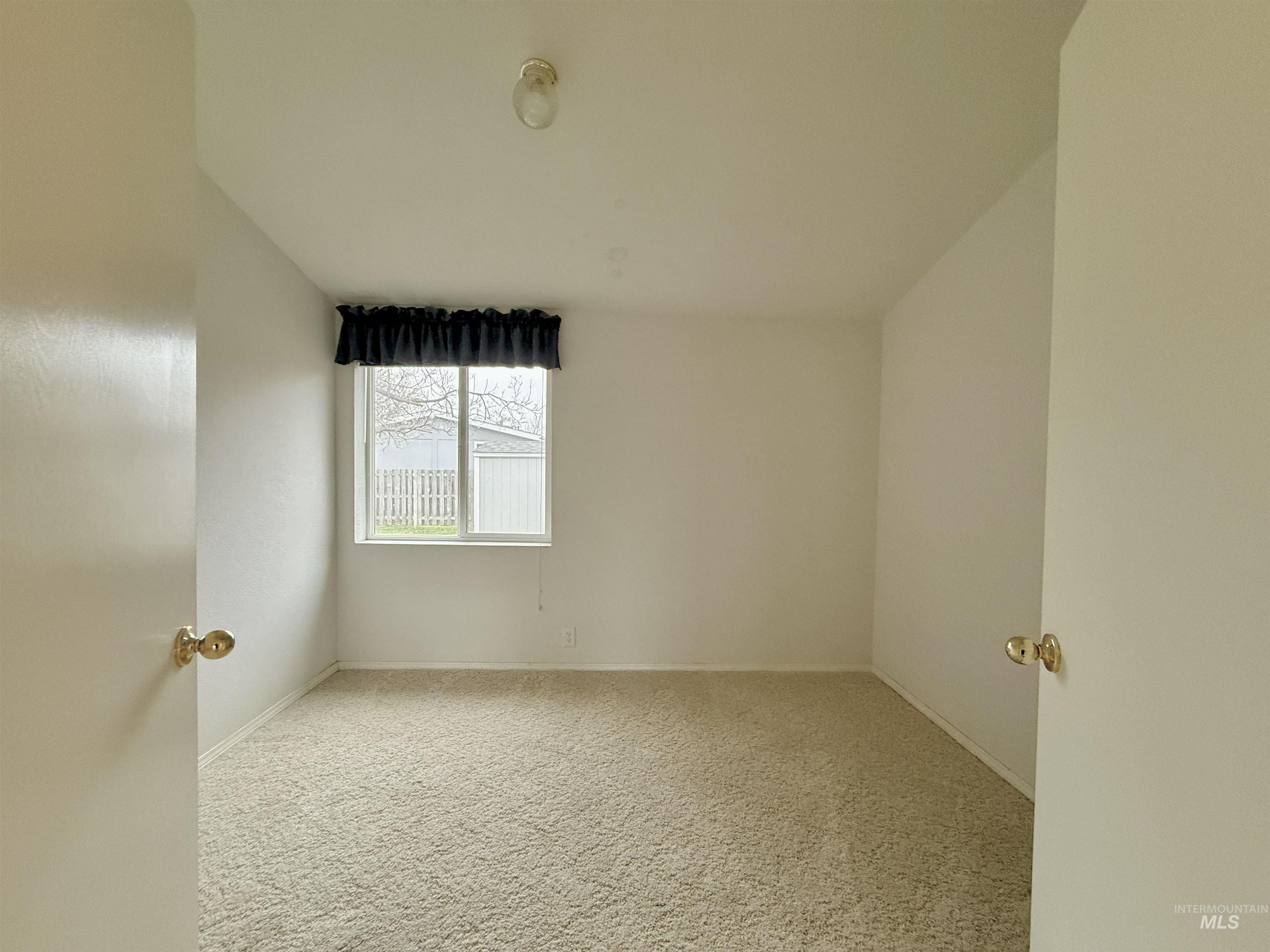 1228 Powers Ave, Lewiston, Idaho 83501, 3 Bedrooms, 2 Bathrooms, Residential For Sale, Price $399,500,MLS 98979858