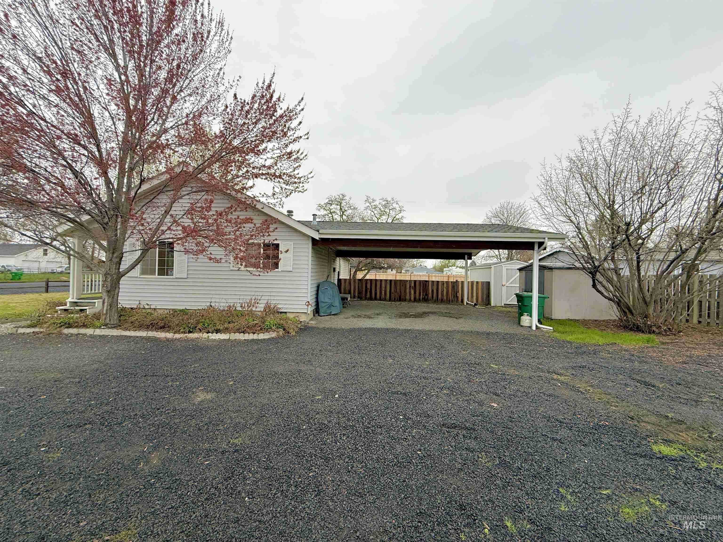 1228 Powers Ave, Lewiston, Idaho 83501, 3 Bedrooms, 2 Bathrooms, Residential For Sale, Price $399,500,MLS 98979858