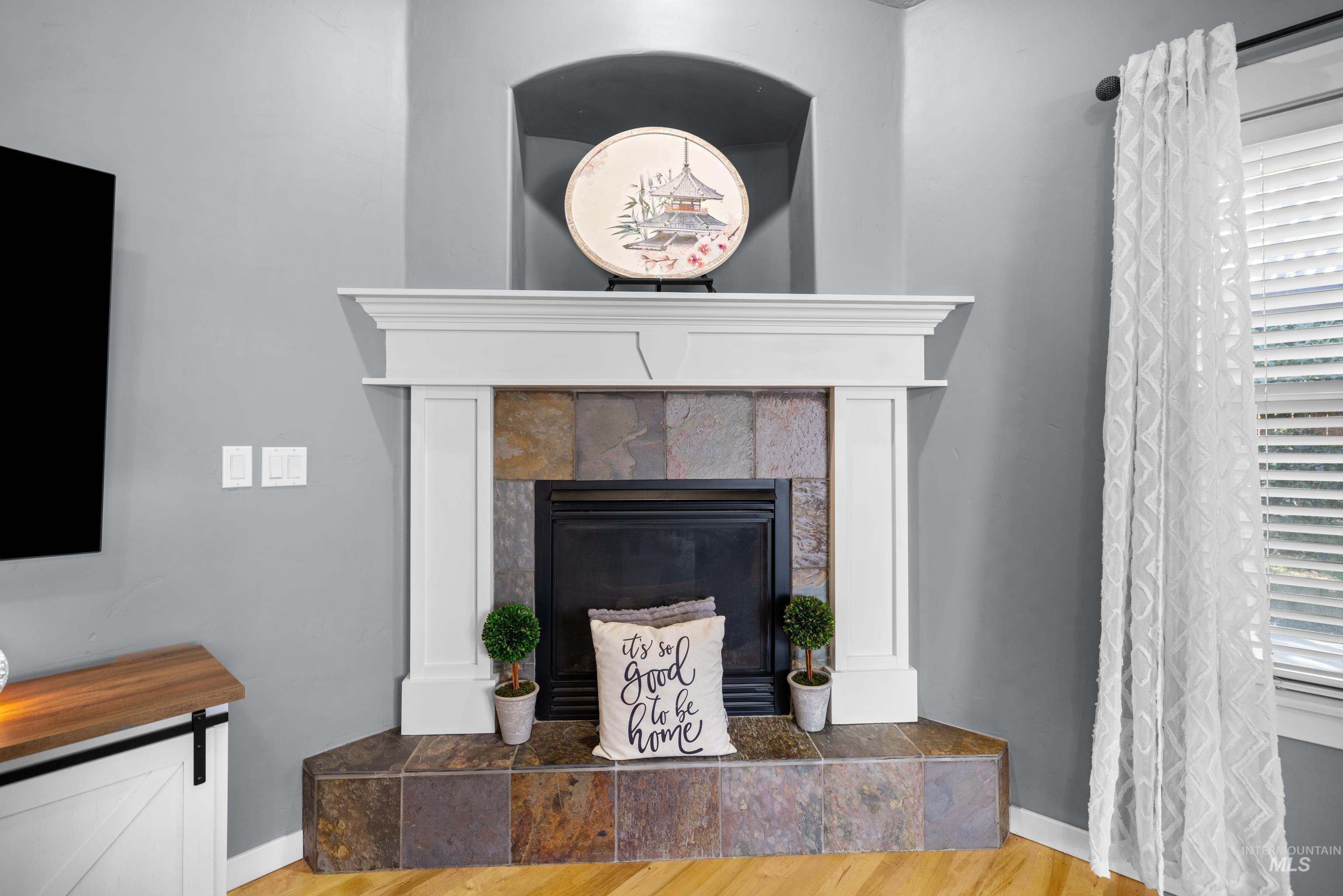 12805 W Berghan St, Boise, Idaho 83709, 3 Bedrooms, 3 Bathrooms, Residential For Sale, Price $629,900,MLS 98979860