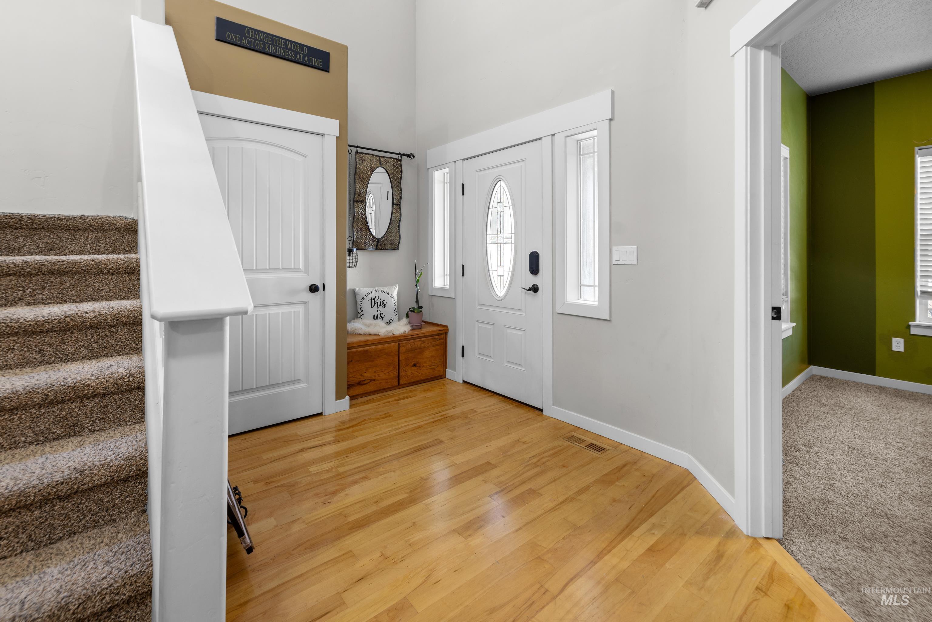 12805 W Berghan St, Boise, Idaho 83709, 3 Bedrooms, 3 Bathrooms, Residential For Sale, Price $629,900,MLS 98979860