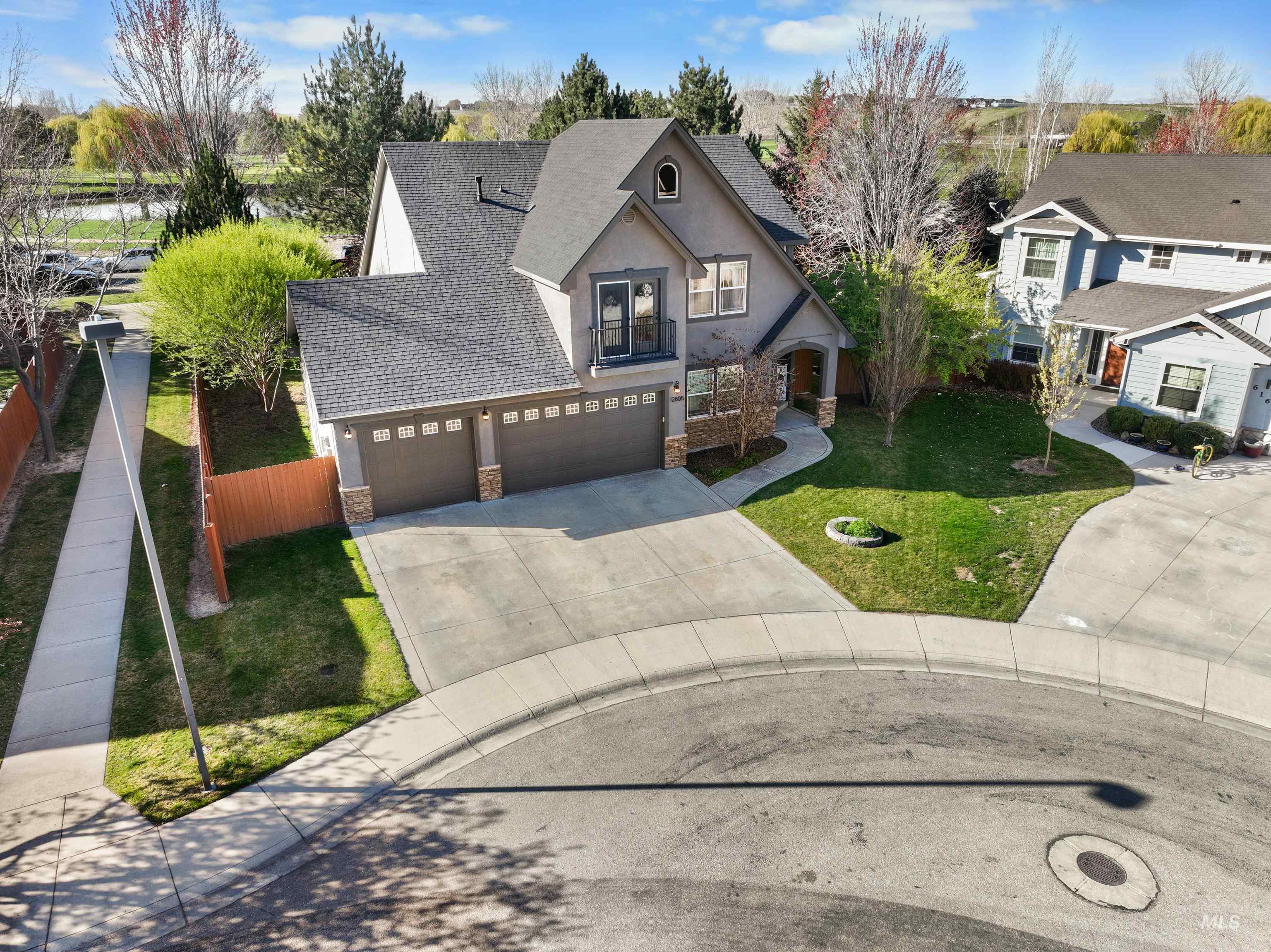 12805 W Berghan St, Boise, Idaho 83709, 3 Bedrooms, 3 Bathrooms, Residential For Sale, Price $629,900,MLS 98979860