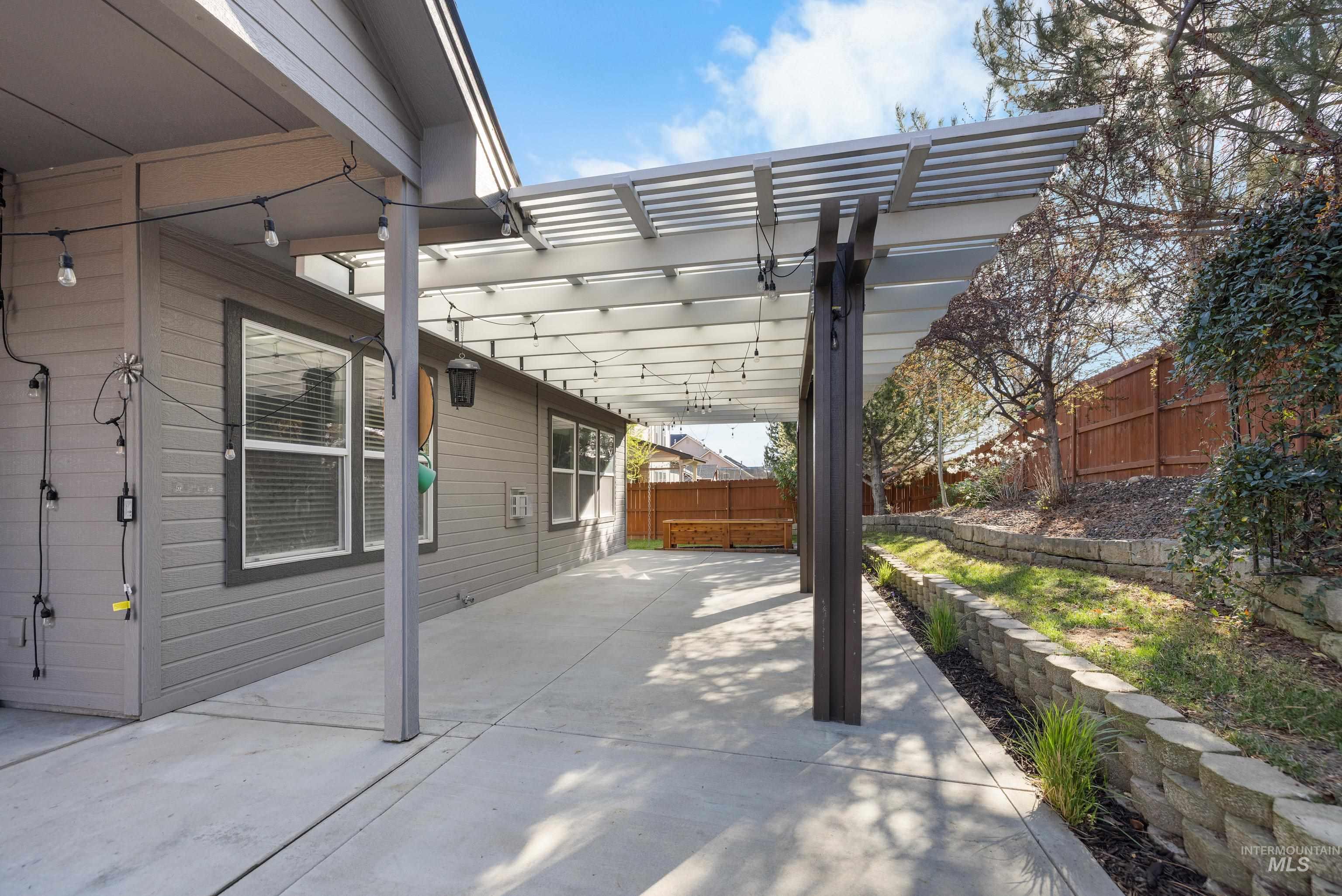 12805 W Berghan St, Boise, Idaho 83709, 3 Bedrooms, 3 Bathrooms, Residential For Sale, Price $629,900,MLS 98979860