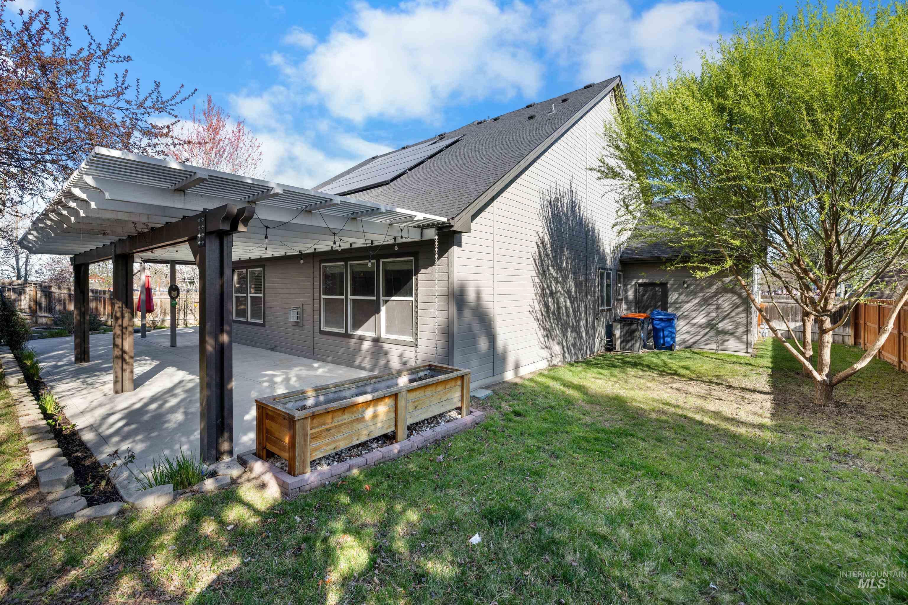 12805 W Berghan St, Boise, Idaho 83709, 3 Bedrooms, 3 Bathrooms, Residential For Sale, Price $629,900,MLS 98979860