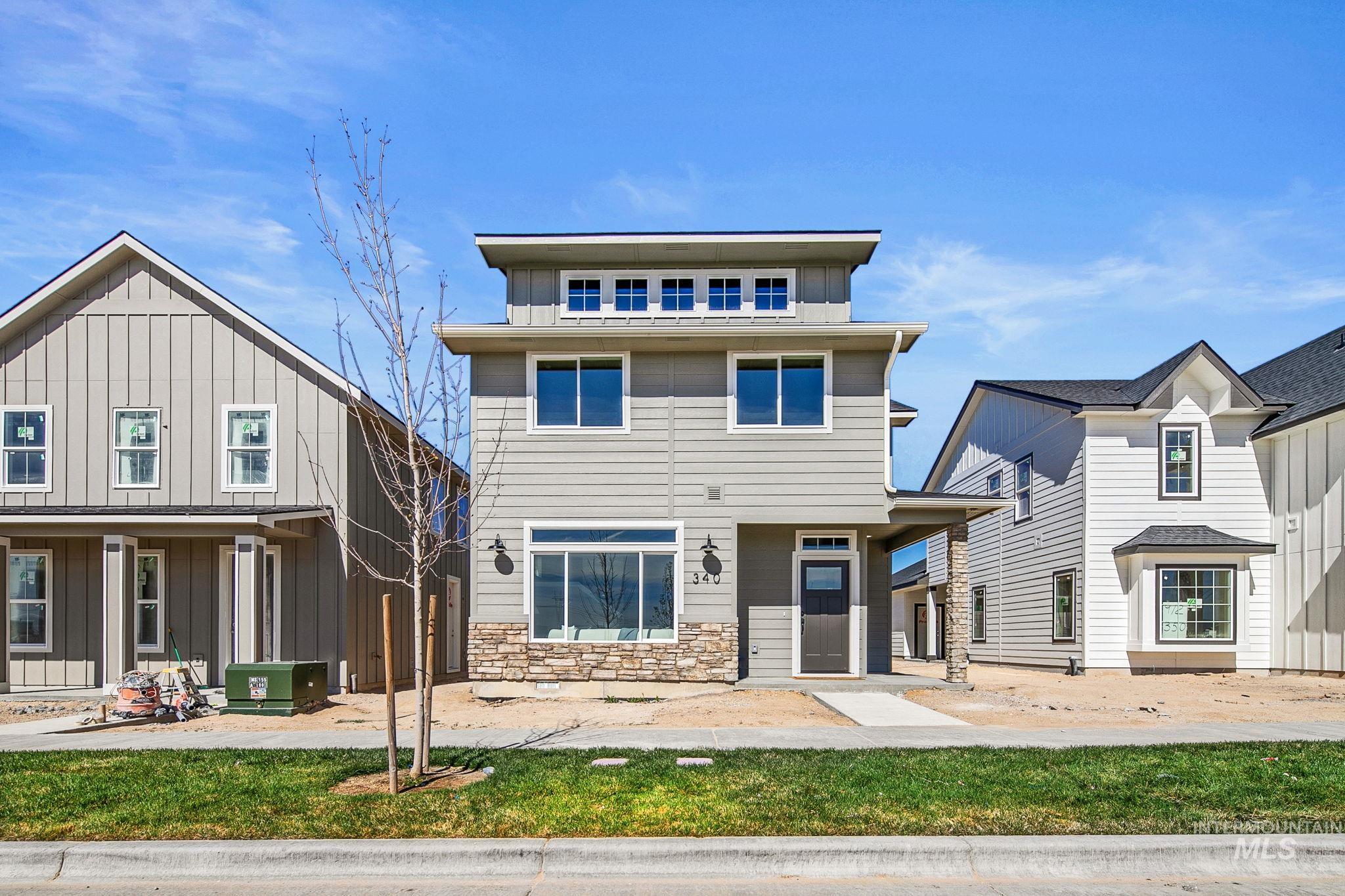 340 E Mayfield Springs Blvd, Mayfield, Idaho 83761, 3 Bedrooms, 2.5 Bathrooms, Residential For Sale, Price $450,000,MLS 98979862