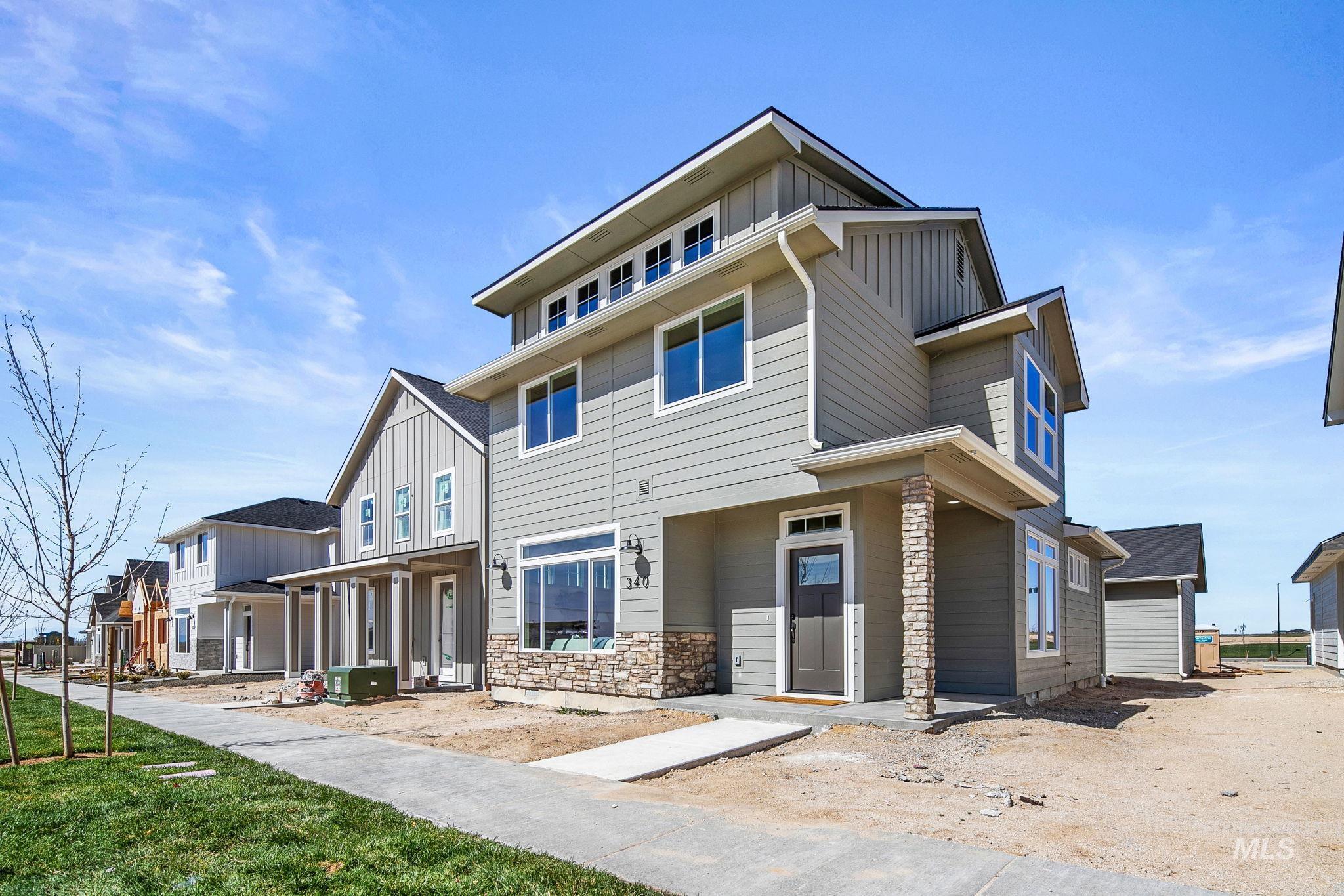 340 E Mayfield Springs Blvd, Mayfield, Idaho 83761, 3 Bedrooms, 2.5 Bathrooms, Residential For Sale, Price $450,000,MLS 98979862