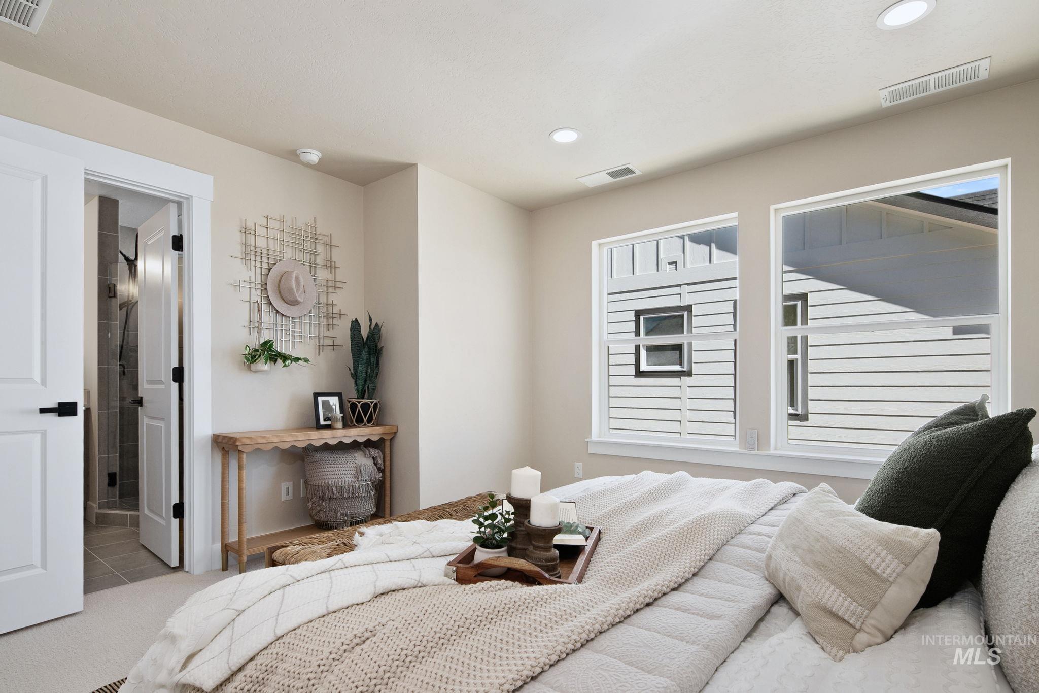 340 E Mayfield Springs Blvd, Mayfield, Idaho 83761, 3 Bedrooms, 2.5 Bathrooms, Residential For Sale, Price $450,000,MLS 98979862