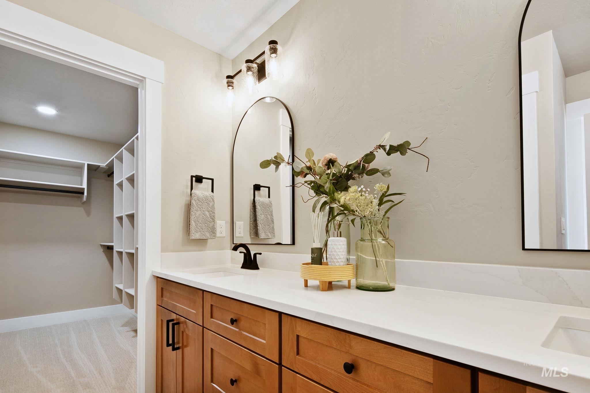 340 E Mayfield Springs Blvd, Mayfield, Idaho 83761, 3 Bedrooms, 2.5 Bathrooms, Residential For Sale, Price $450,000,MLS 98979862