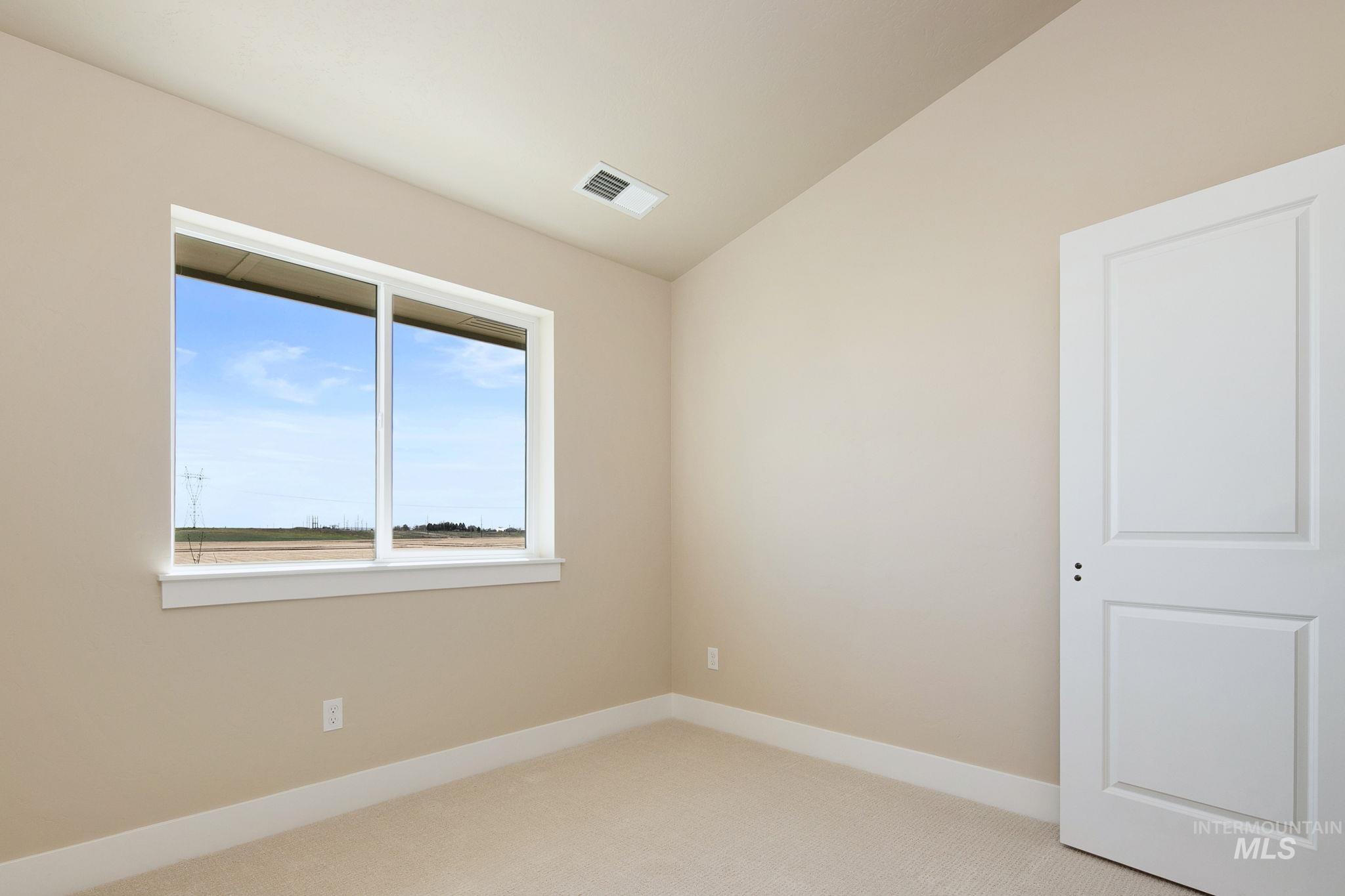 340 E Mayfield Springs Blvd, Mayfield, Idaho 83761, 3 Bedrooms, 2.5 Bathrooms, Residential For Sale, Price $450,000,MLS 98979862