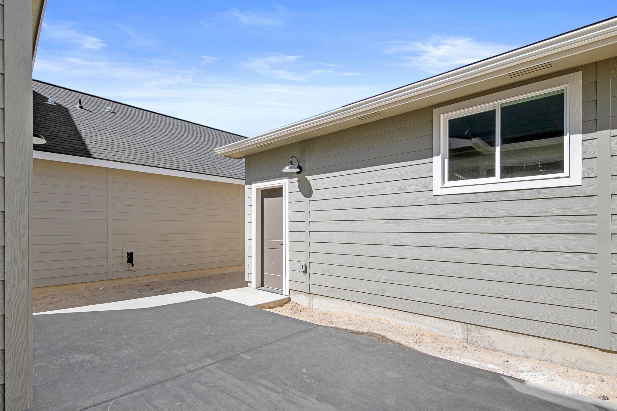 340 E Mayfield Springs Blvd, Mayfield, Idaho 83761, 3 Bedrooms, 2.5 Bathrooms, Residential For Sale, Price $450,000,MLS 98979862