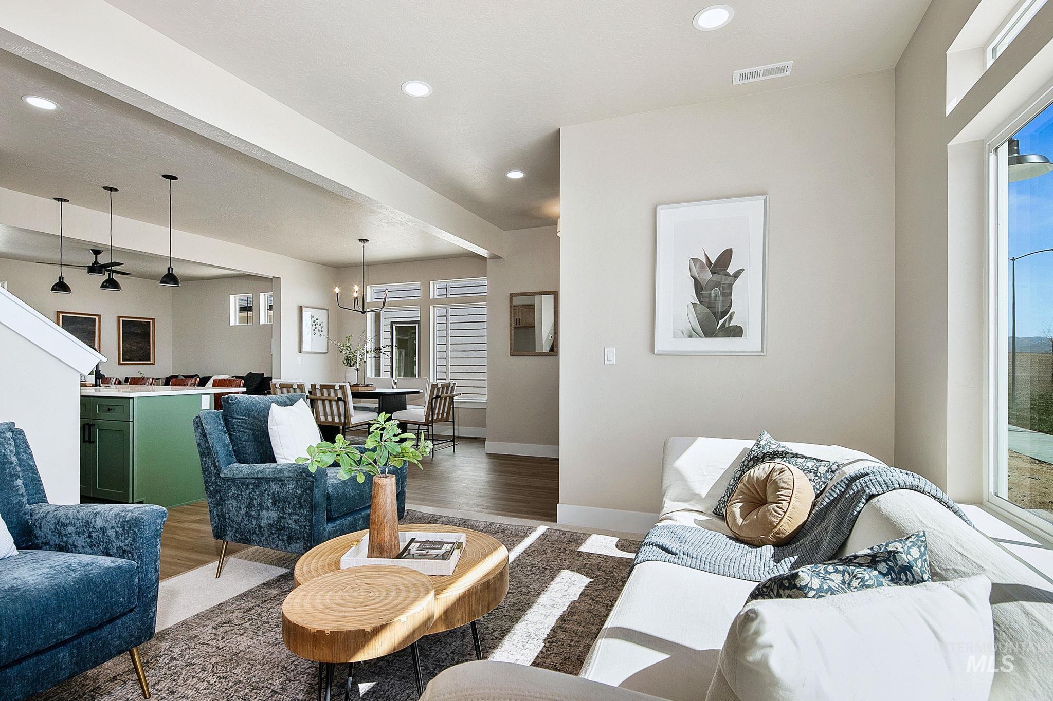 340 E Mayfield Springs Blvd, Mayfield, Idaho 83761, 3 Bedrooms, 2.5 Bathrooms, Residential For Sale, Price $450,000,MLS 98979862