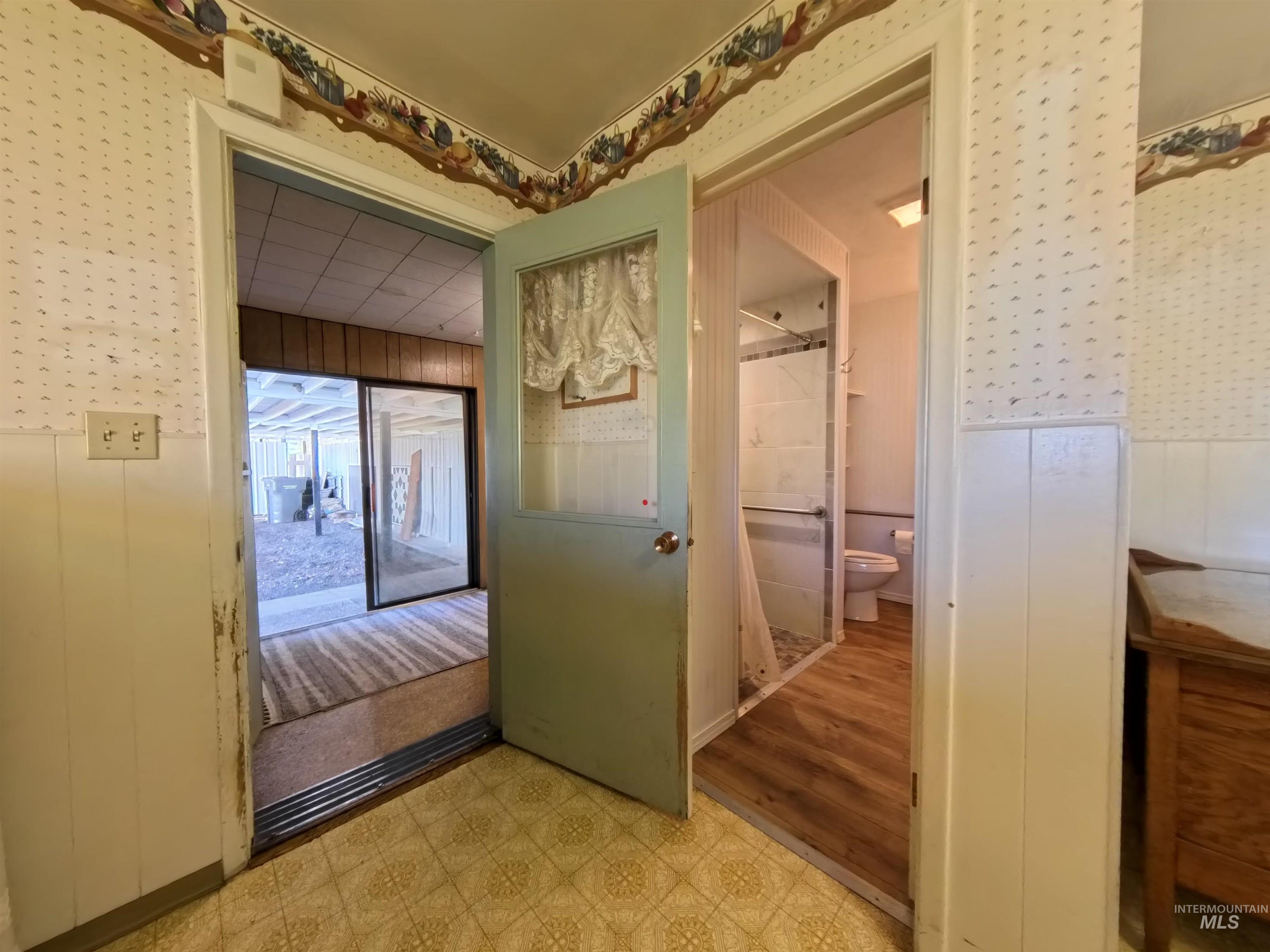 1783 W Highway 12, Pomeroy, Washington 99347, 5 Bedrooms, 2 Bathrooms, Residential For Sale, Price $419,900,MLS 98979866