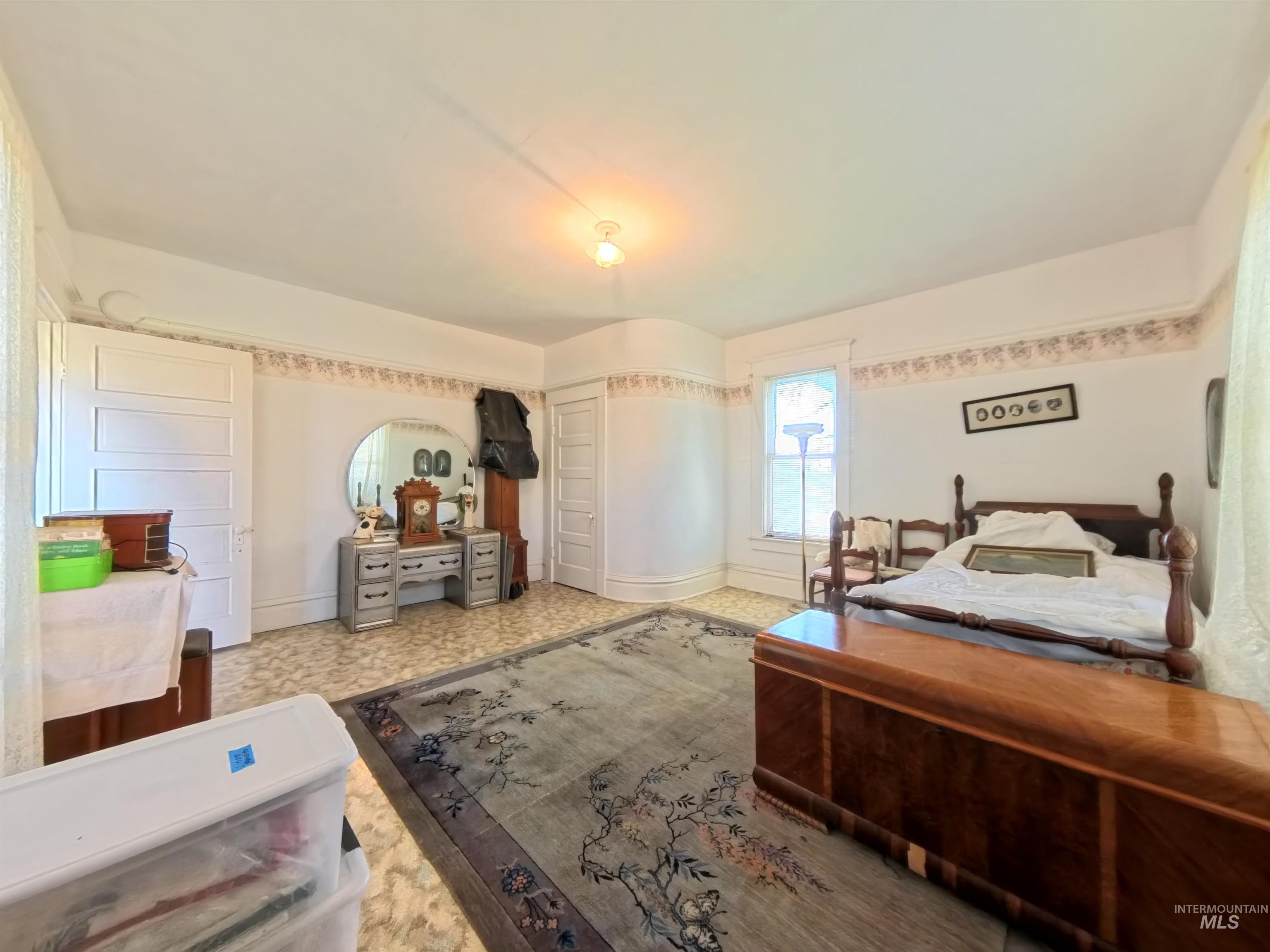 1783 W Highway 12, Pomeroy, Washington 99347, 5 Bedrooms, 2 Bathrooms, Residential For Sale, Price $419,900,MLS 98979866