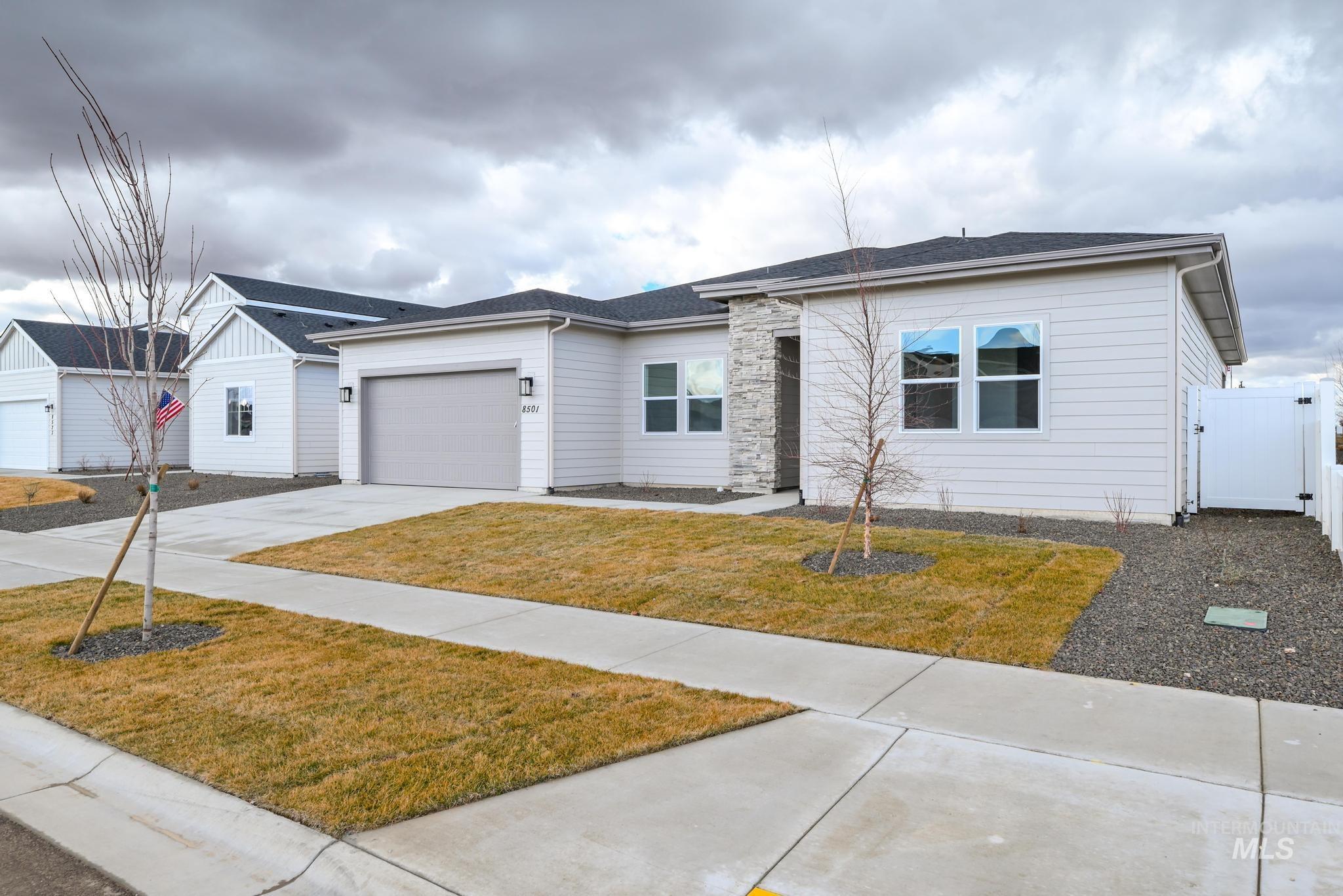 8501 S Country Wind Ave, Meridian, Idaho 83642, 4 Bedrooms, 3 Bathrooms, Residential For Sale, Price $649,000,MLS 98979871
