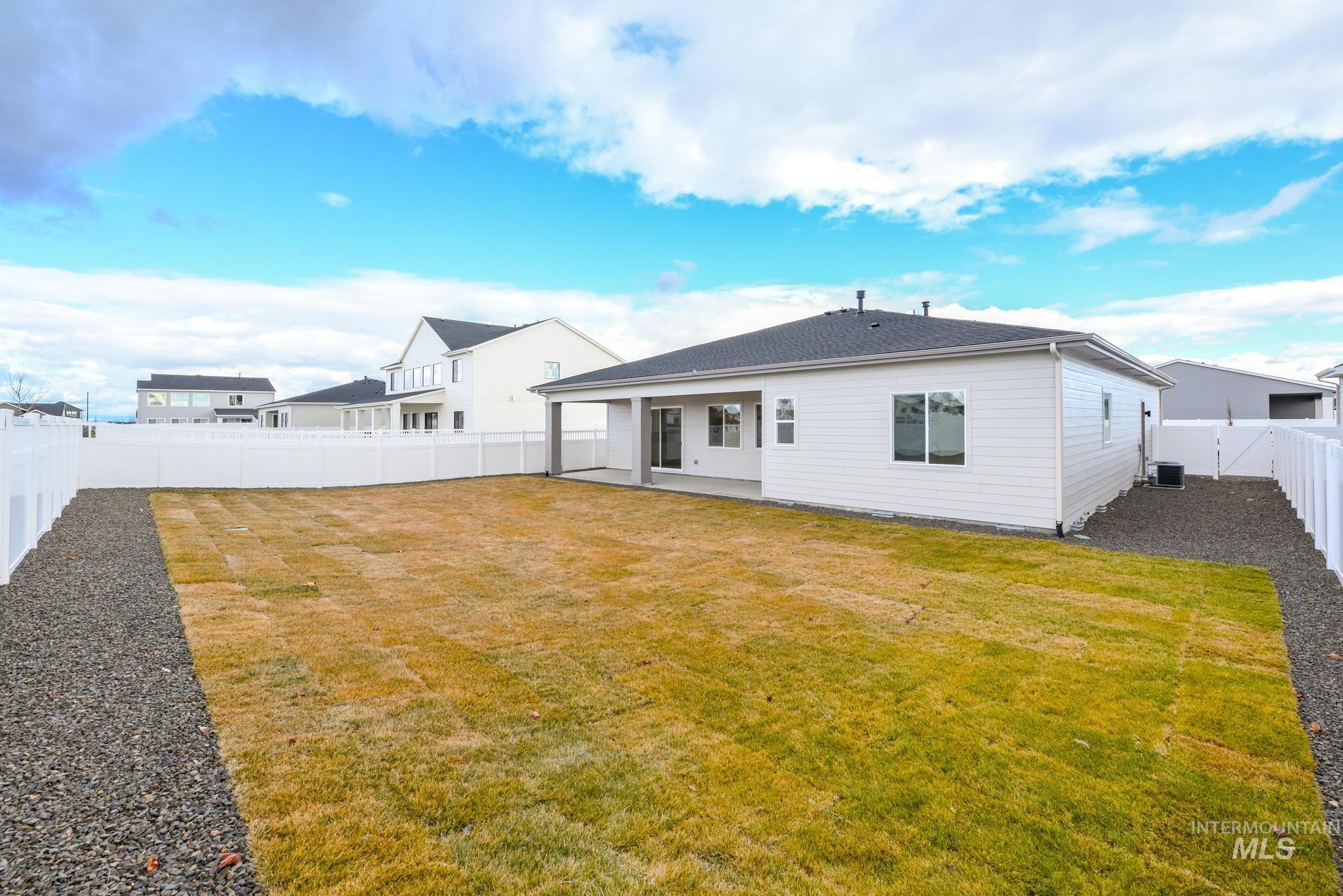 8501 S Country Wind Ave, Meridian, Idaho 83642, 4 Bedrooms, 3 Bathrooms, Residential For Sale, Price $649,000,MLS 98979871