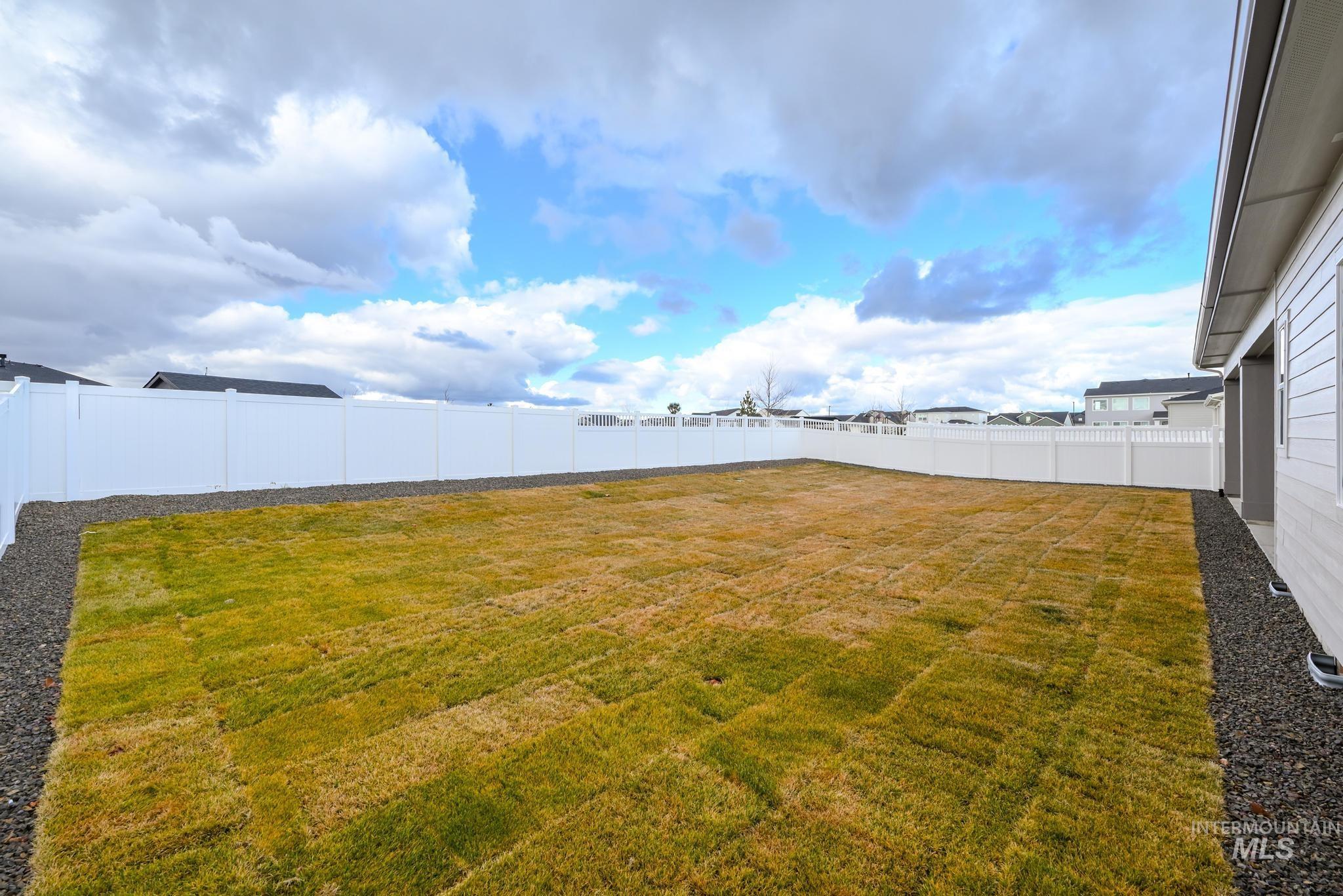 8501 S Country Wind Ave, Meridian, Idaho 83642, 4 Bedrooms, 3 Bathrooms, Residential For Sale, Price $649,000,MLS 98979871