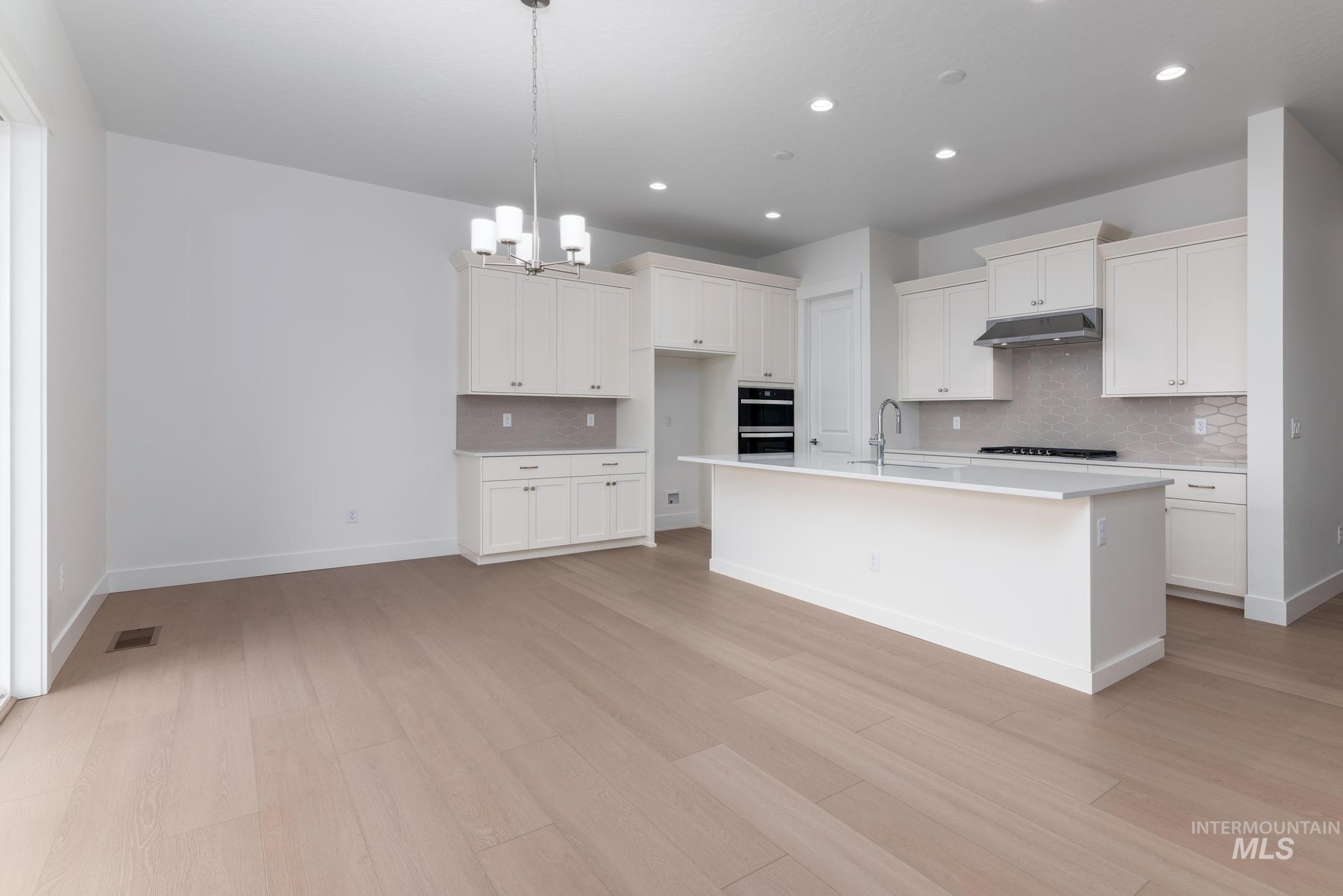 8501 S Country Wind Ave, Meridian, Idaho 83642, 4 Bedrooms, 3 Bathrooms, Residential For Sale, Price $649,000,MLS 98979871