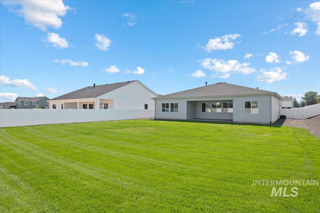 8459 S Country Wind Ave, Meridian, Idaho 83642, 3 Bedrooms, 2.5 Bathrooms, Residential For Sale, Price $659,000,MLS 98979872