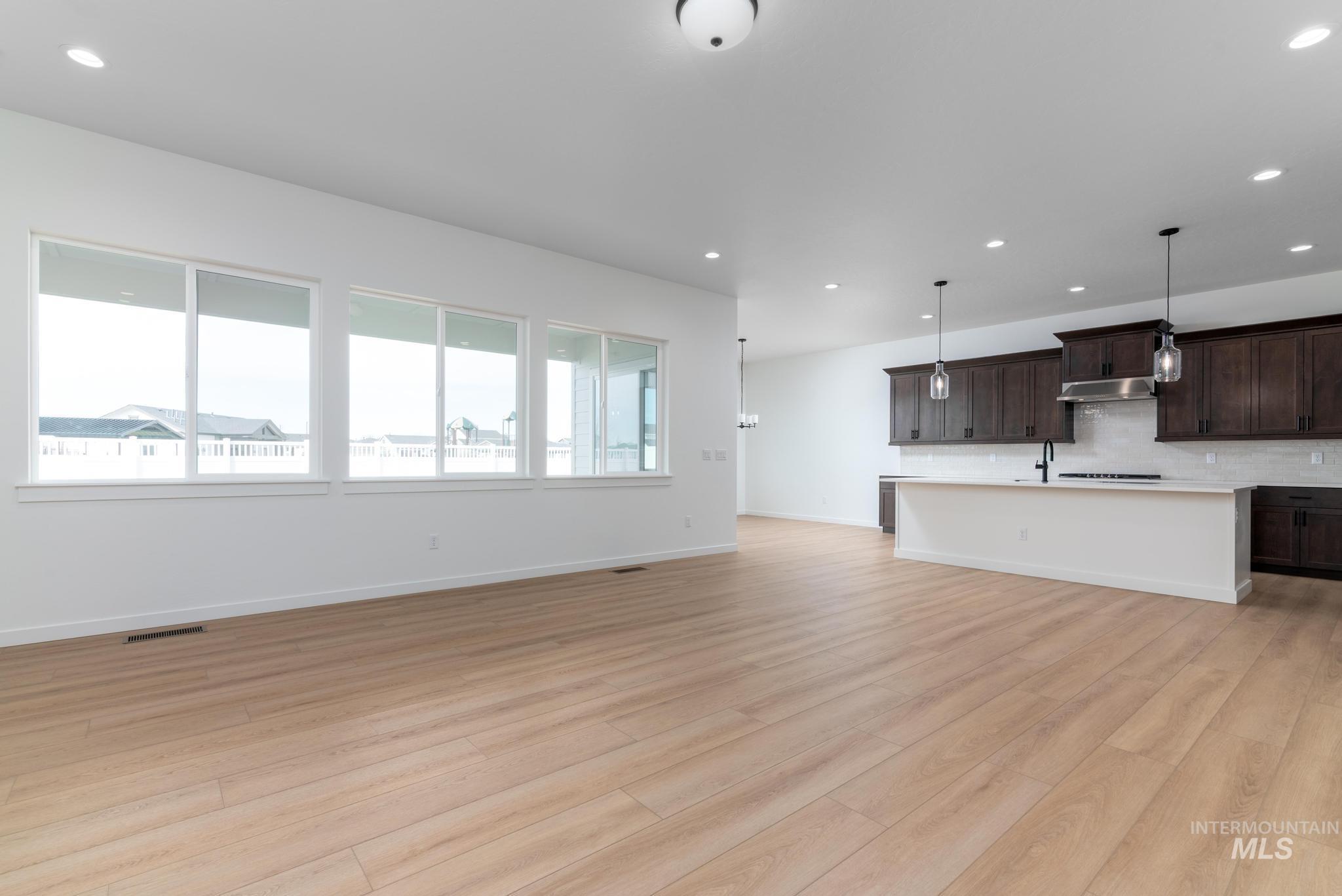 8459 S Country Wind Ave, Meridian, Idaho 83642, 3 Bedrooms, 2.5 Bathrooms, Residential For Sale, Price $659,000,MLS 98979872