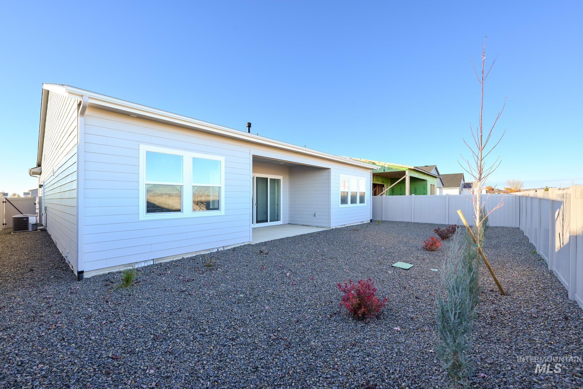 2568 N Leatherwood Ave, Star, Idaho 83669, 3 Bedrooms, 3 Bathrooms, Residential For Sale, Price $644,000,MLS 98979875