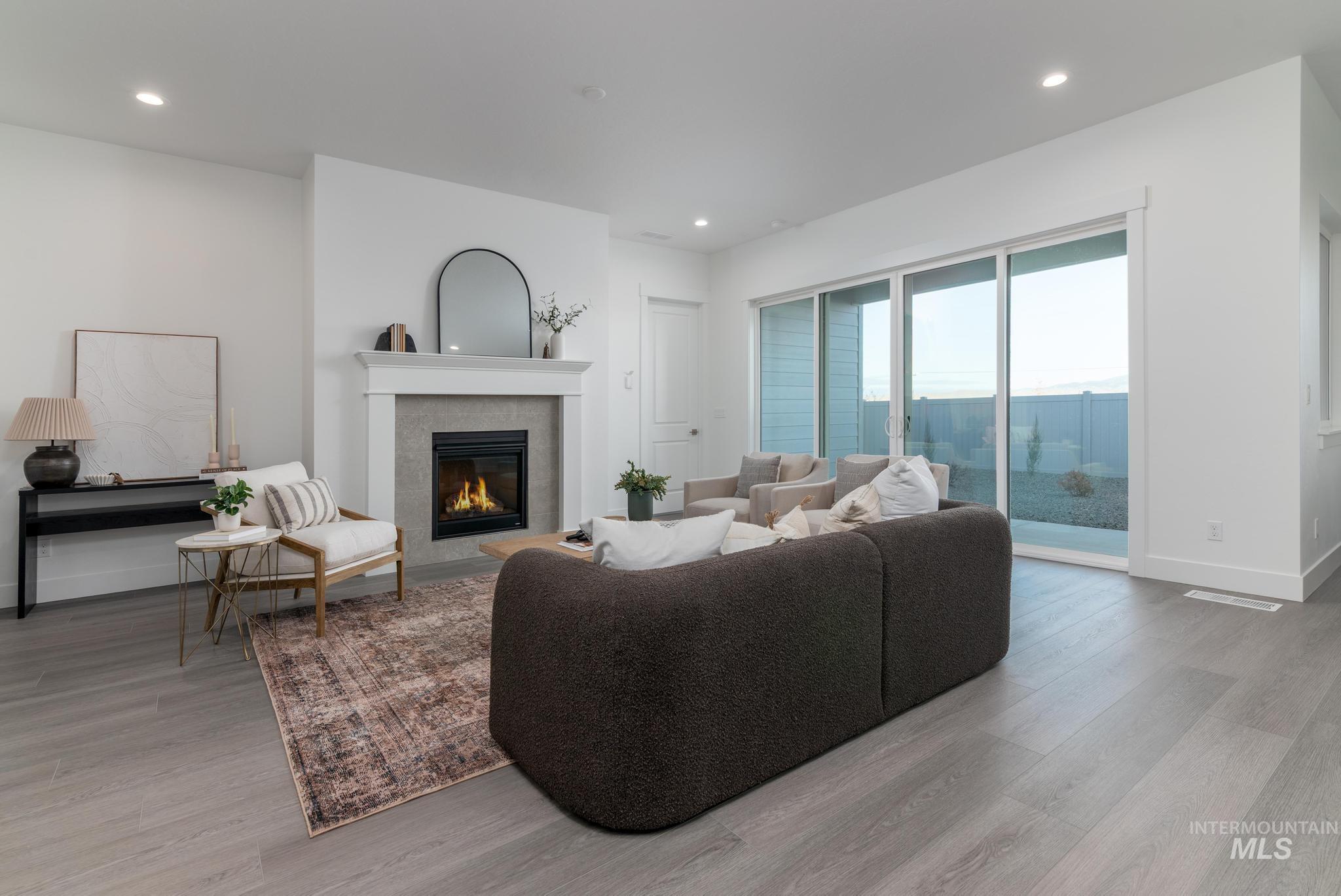 2568 N Leatherwood Ave, Star, Idaho 83669, 3 Bedrooms, 3 Bathrooms, Residential For Sale, Price $644,000,MLS 98979875