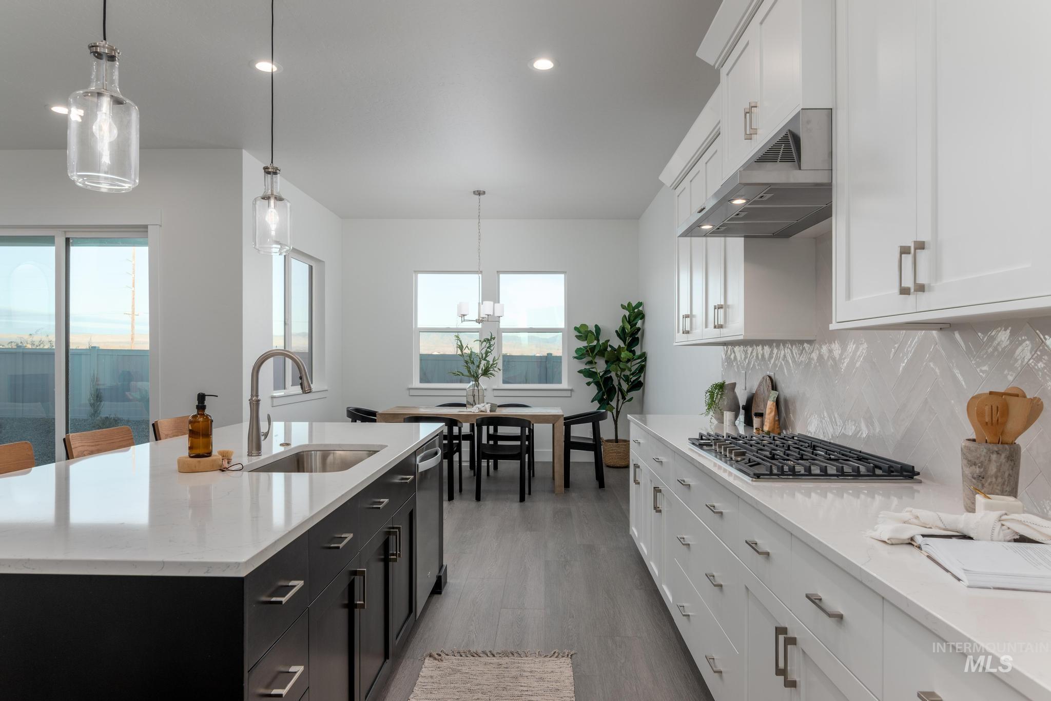 2568 N Leatherwood Ave, Star, Idaho 83669, 3 Bedrooms, 3 Bathrooms, Residential For Sale, Price $644,000,MLS 98979875