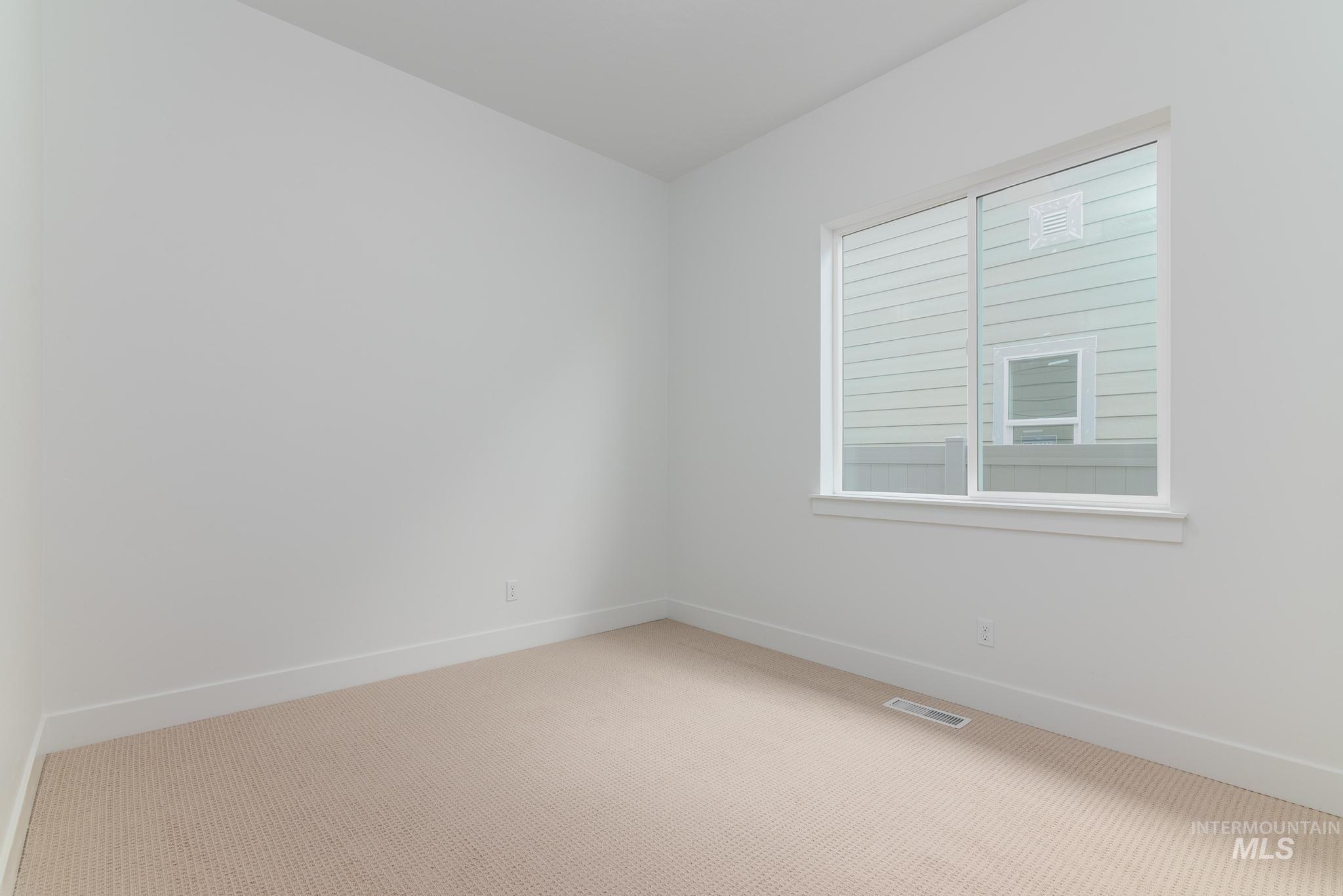 2604 N Leatherwood Ave., Star, Idaho 83669, 3 Bedrooms, 2.5 Bathrooms, Residential For Sale, Price $644,000,MLS 98979876