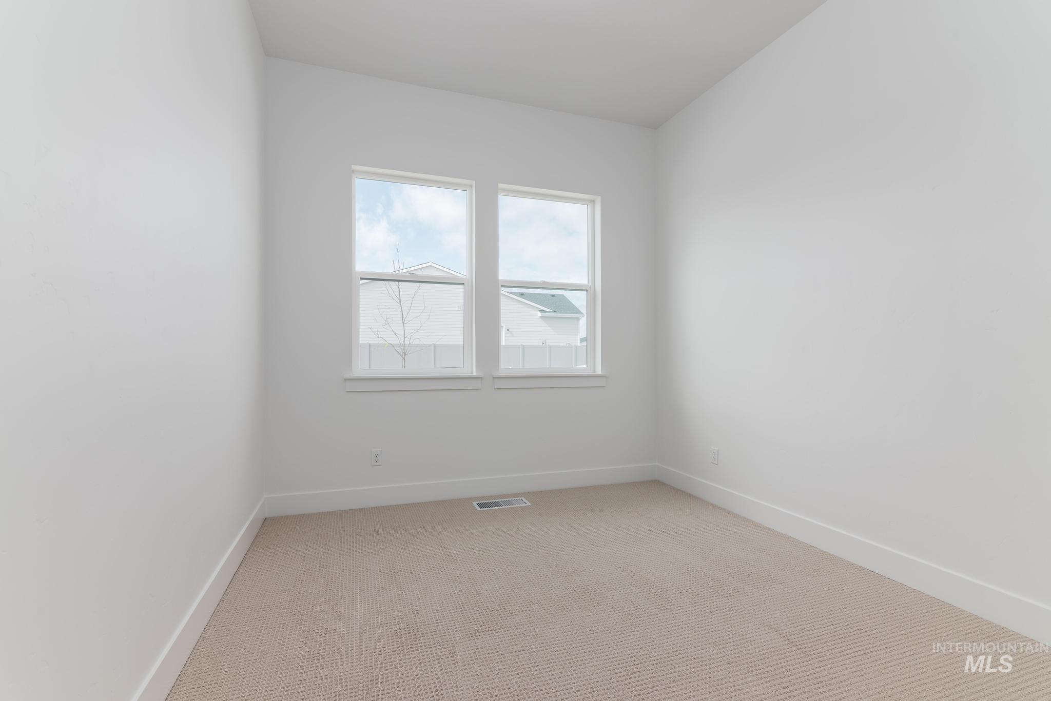 2604 N Leatherwood Ave., Star, Idaho 83669, 3 Bedrooms, 2.5 Bathrooms, Residential For Sale, Price $644,000,MLS 98979876