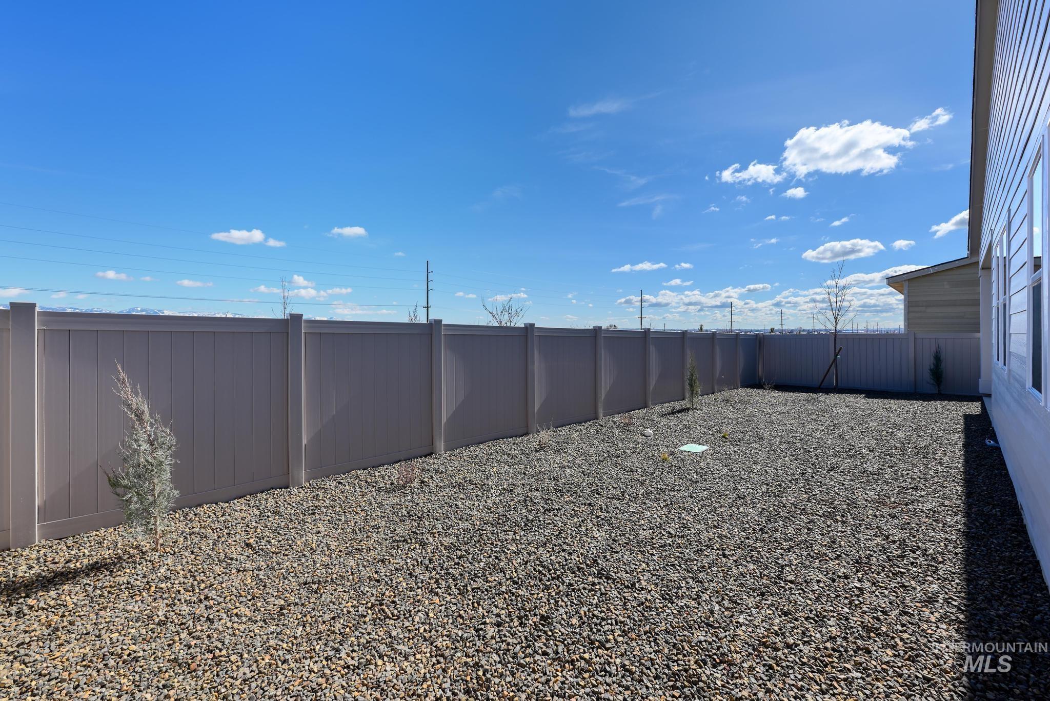 2604 N Leatherwood Ave., Star, Idaho 83669, 3 Bedrooms, 2.5 Bathrooms, Residential For Sale, Price $644,000,MLS 98979876