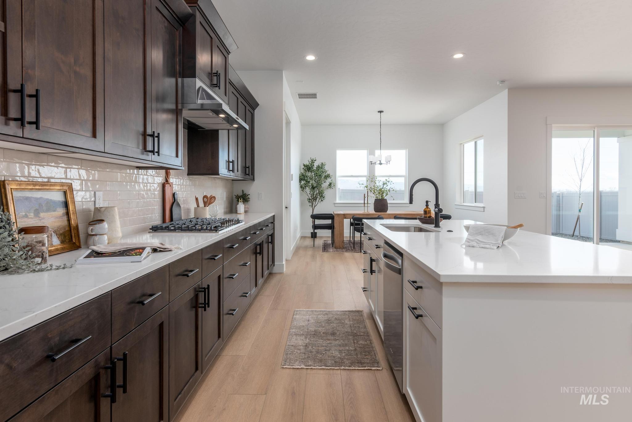 2604 N Leatherwood Ave., Star, Idaho 83669, 3 Bedrooms, 2.5 Bathrooms, Residential For Sale, Price $644,000,MLS 98979876