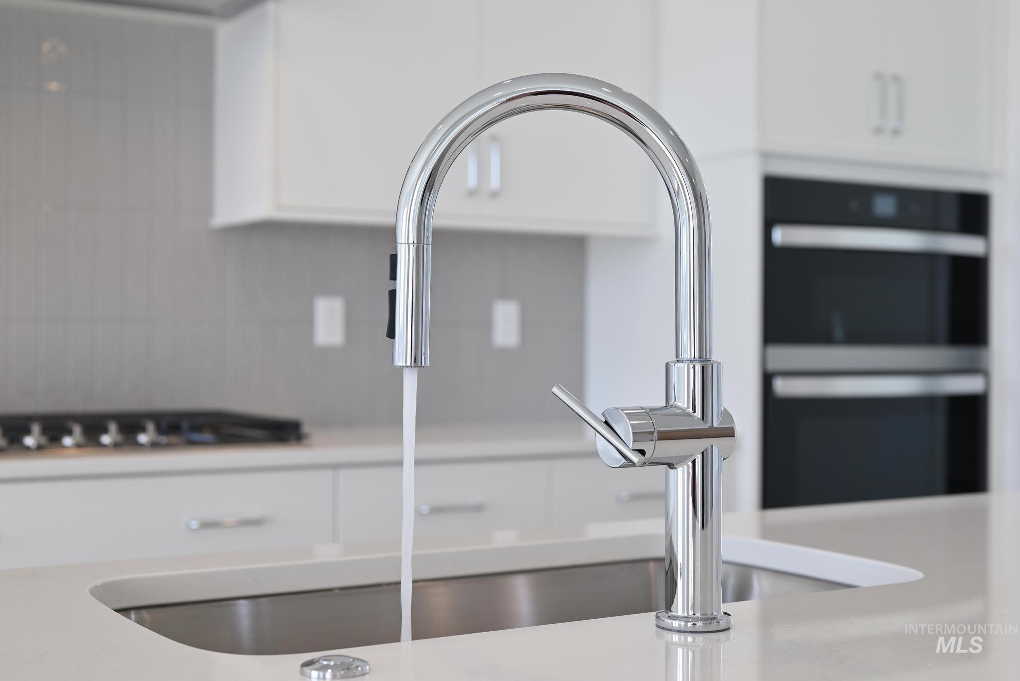 2616 N Leatherwood Ave, Star, Idaho 83669, 3 Bedrooms, 3 Bathrooms, Residential For Sale, Price $634,000,MLS 98979877